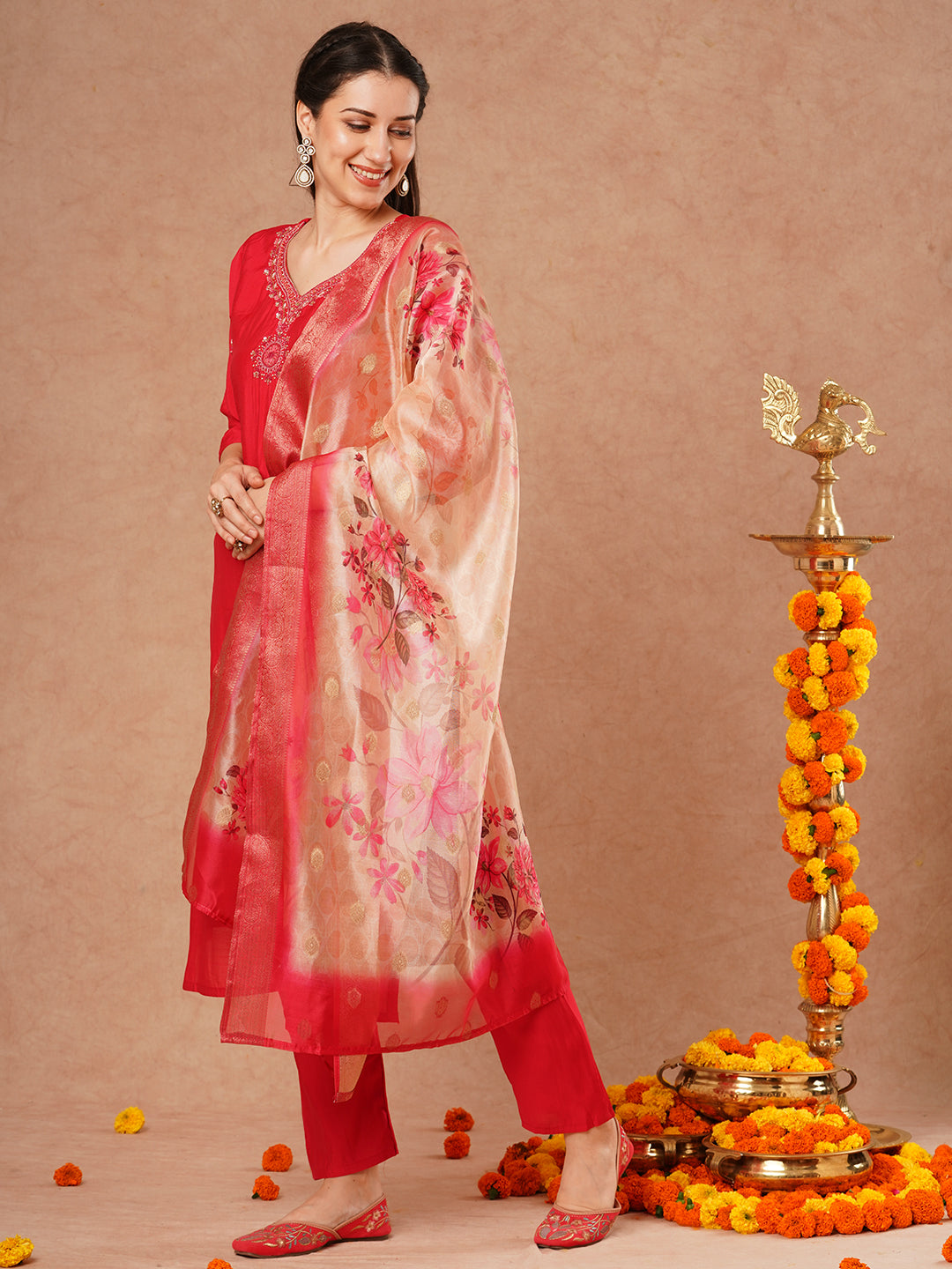 FASHOR Solid Hand Embroidered Straight Fit Kurta with Pant & Printed Dupatta - Pink - view 5