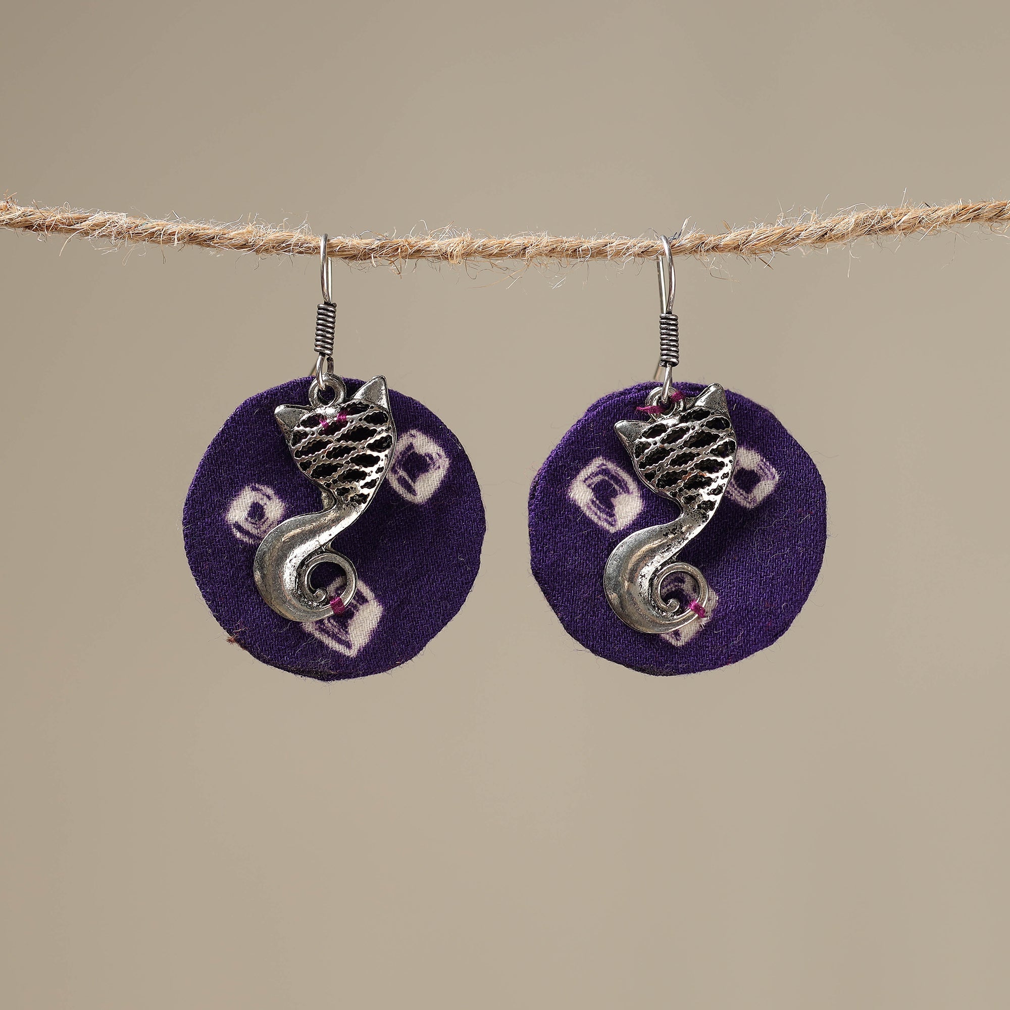 JALPARI Anam Handcrafted GS Fabart Earrings 08