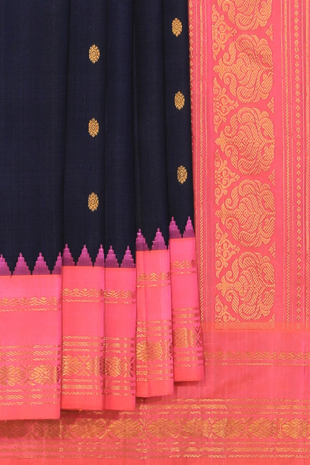 Kalanjali Gadwal Black Saree – Women's