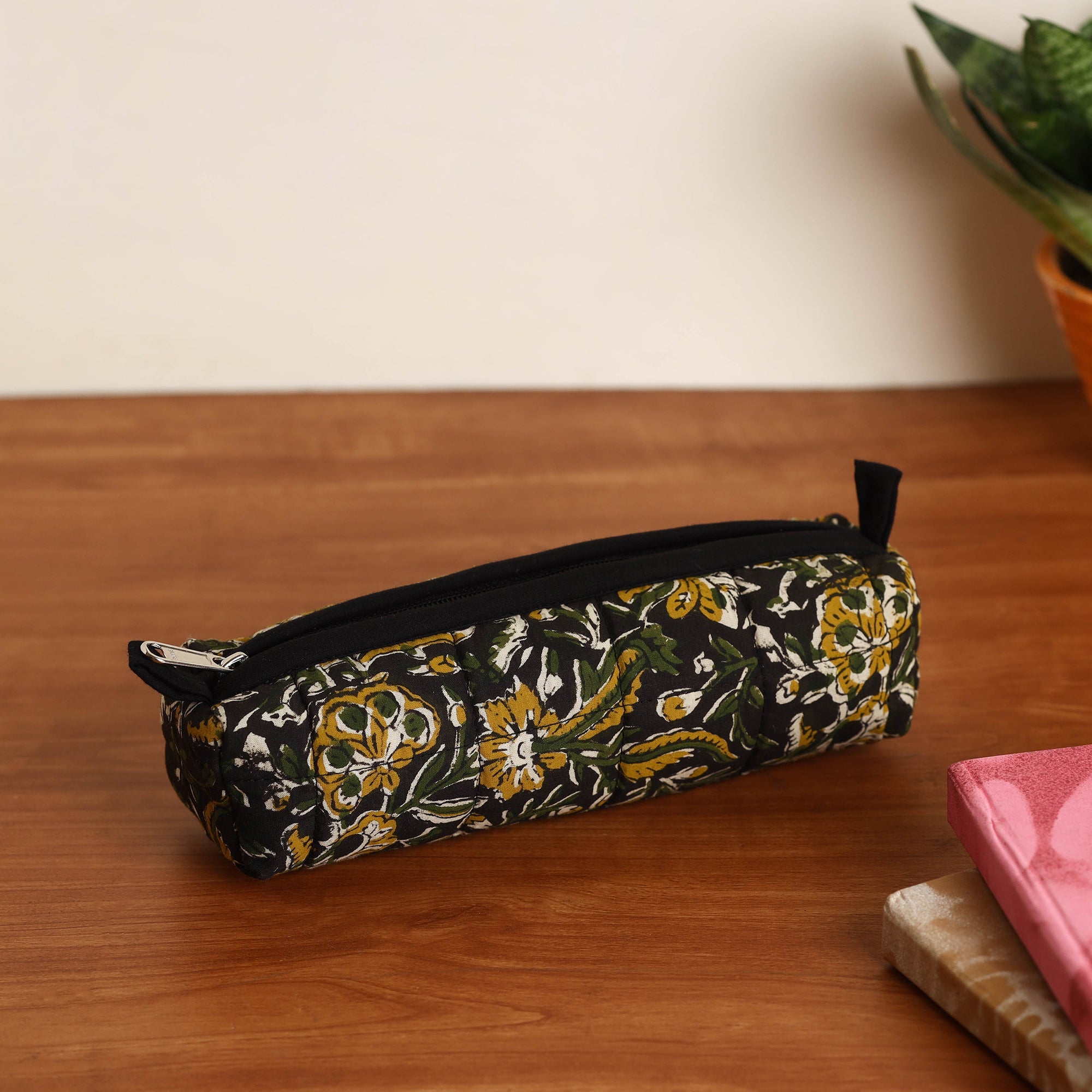 NOORI BAZAR Black - Handmade Quilted Cotton Pencil Pouch 21