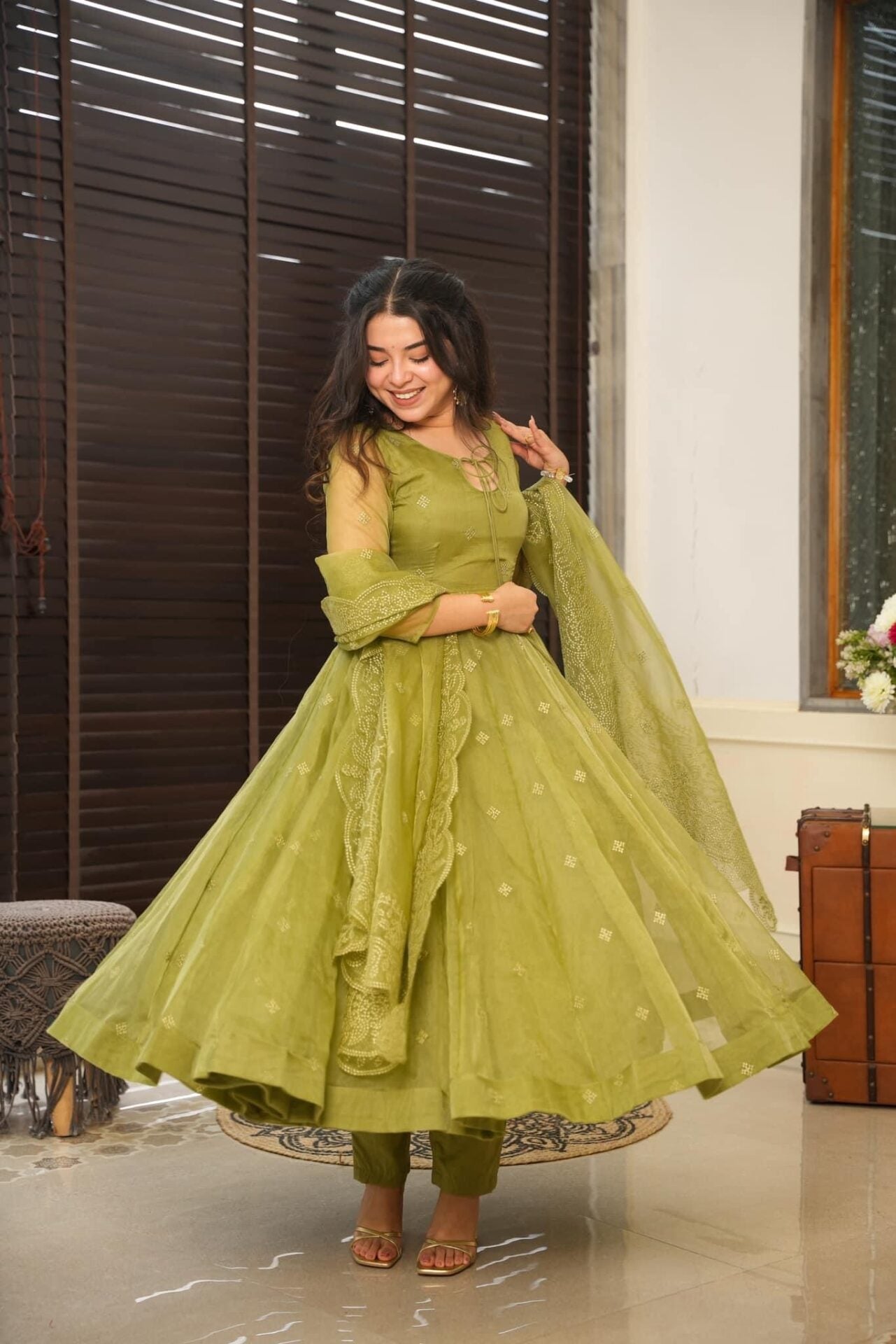 Idaho-o Mochi green organza suit set - view 2