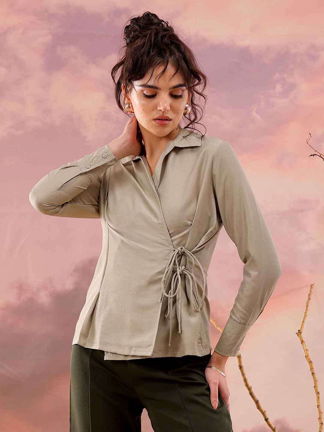 Freehand by The Indian Garage Co Women Solid Top