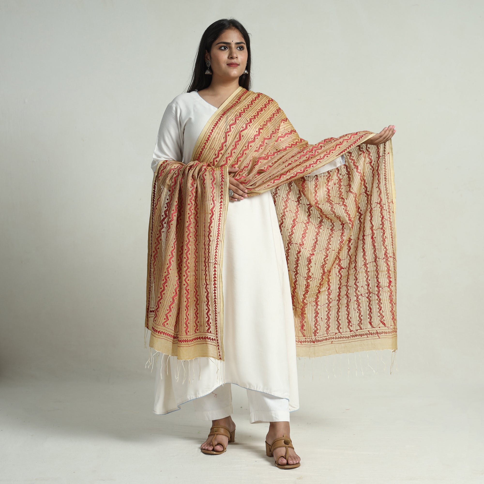 KHUSHBASH - HAPPY LOOM OF EAST Beige - Bengal Kantha Embroidery Tussar Silk Cotton Handloom Dupatta with Tassels 22 - view 2