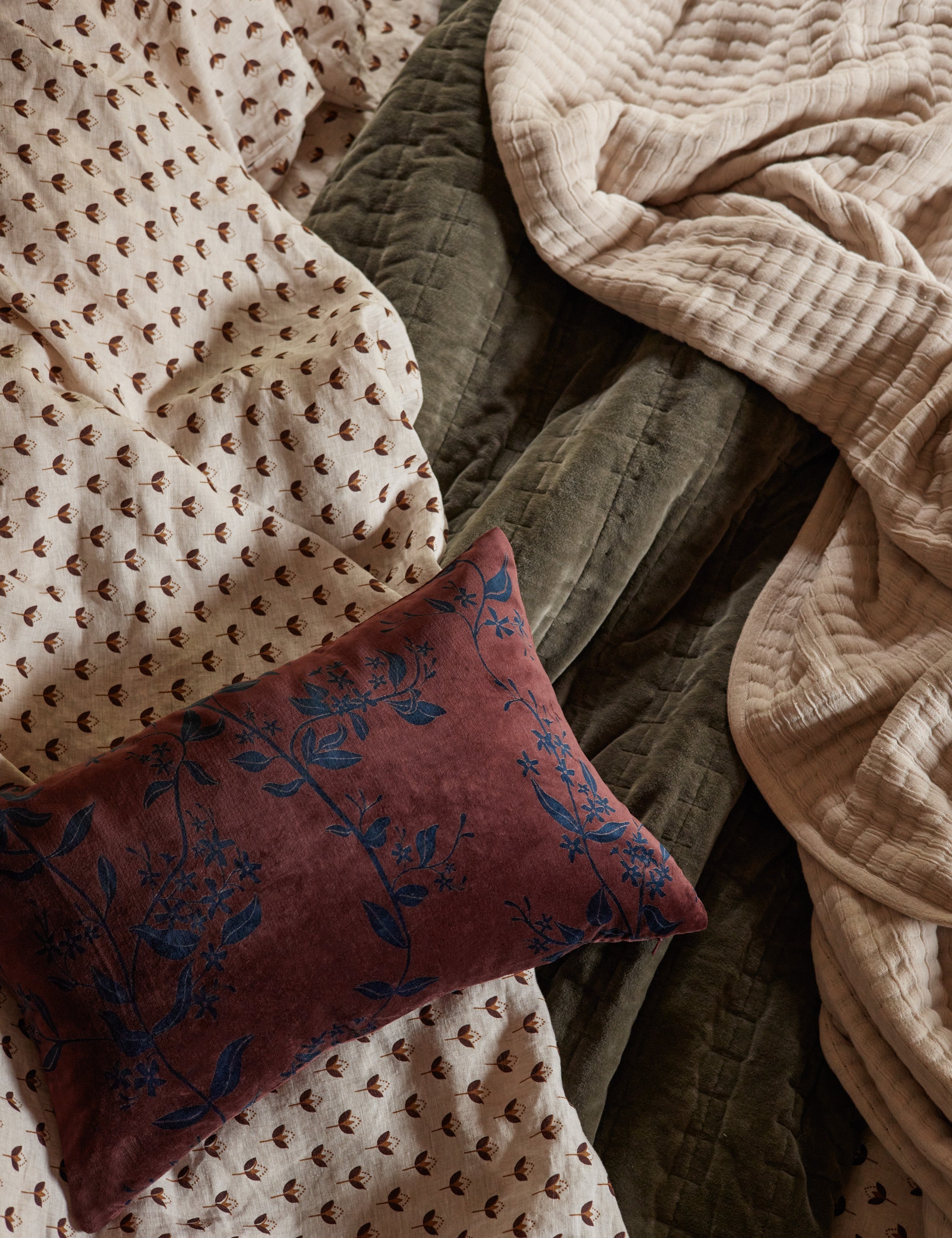 Lulu and Georgia Poiret European Flax Linen® Sheet Set - view 7