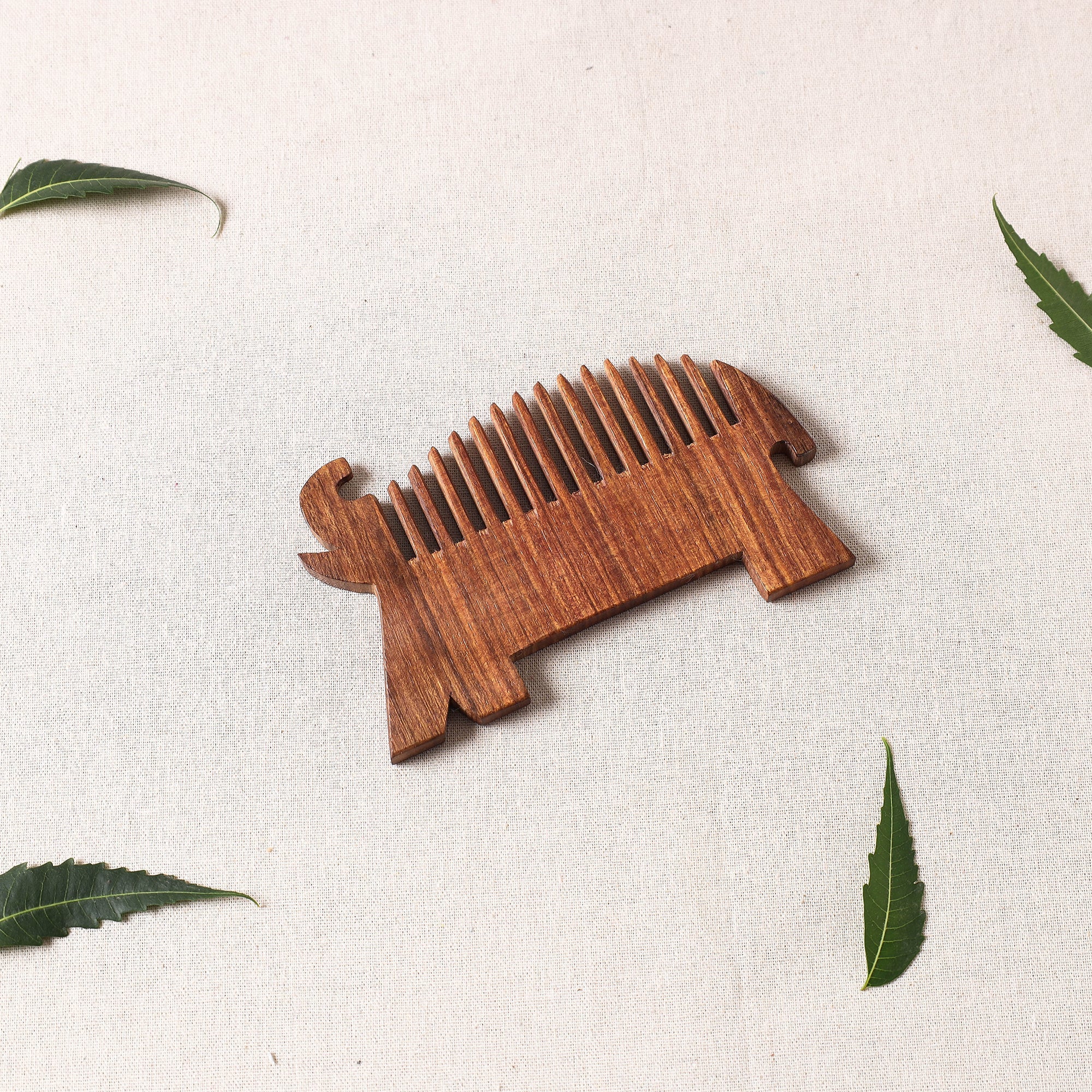 ITOKRI CRAFTS INITIATIVE Bijnor Hand Carved Sheesham Wood Comb (Medium)
