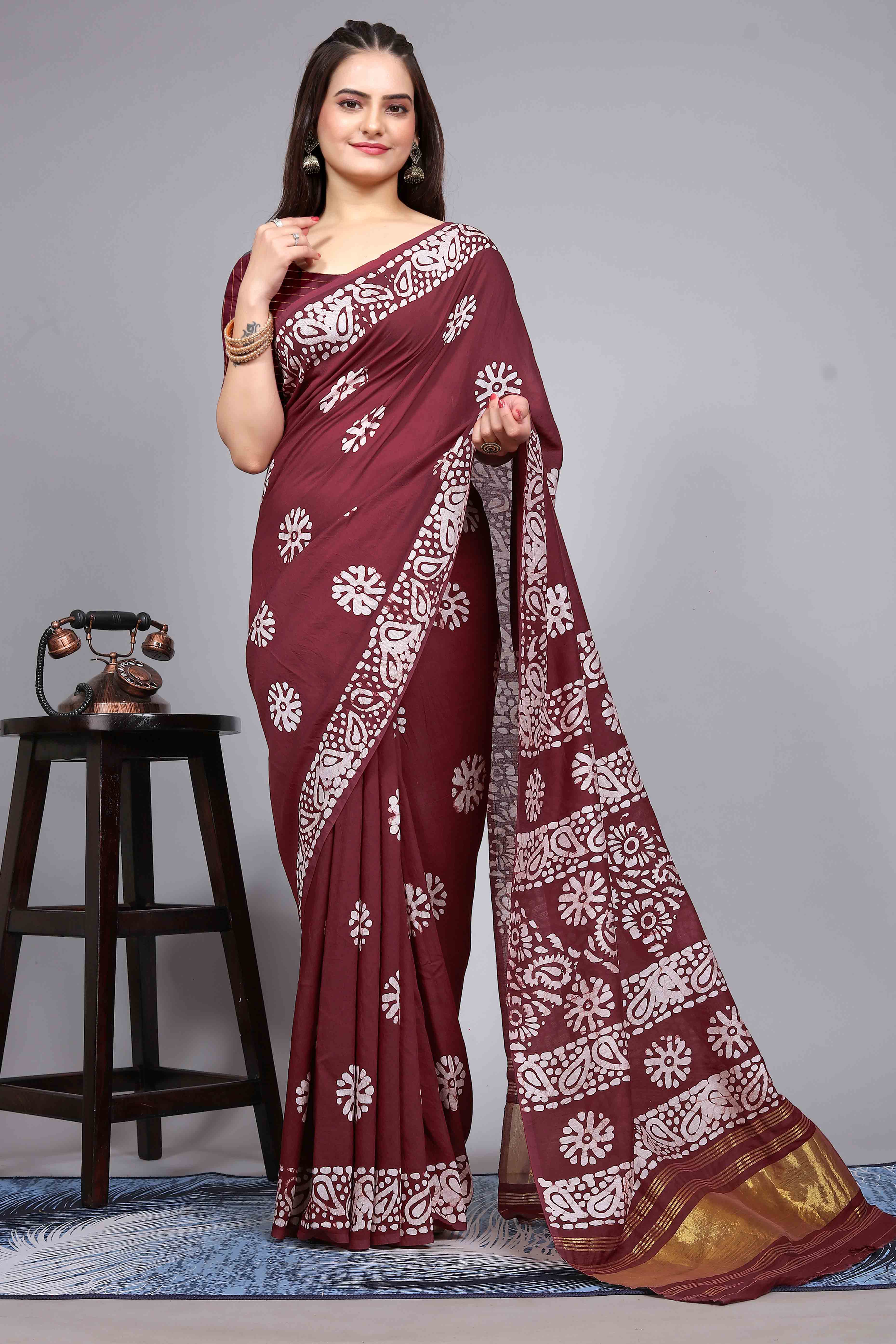 Peachmode Maroon Floral Printed Chanderi Cotton Silk Lagdi patta Saree - view 3