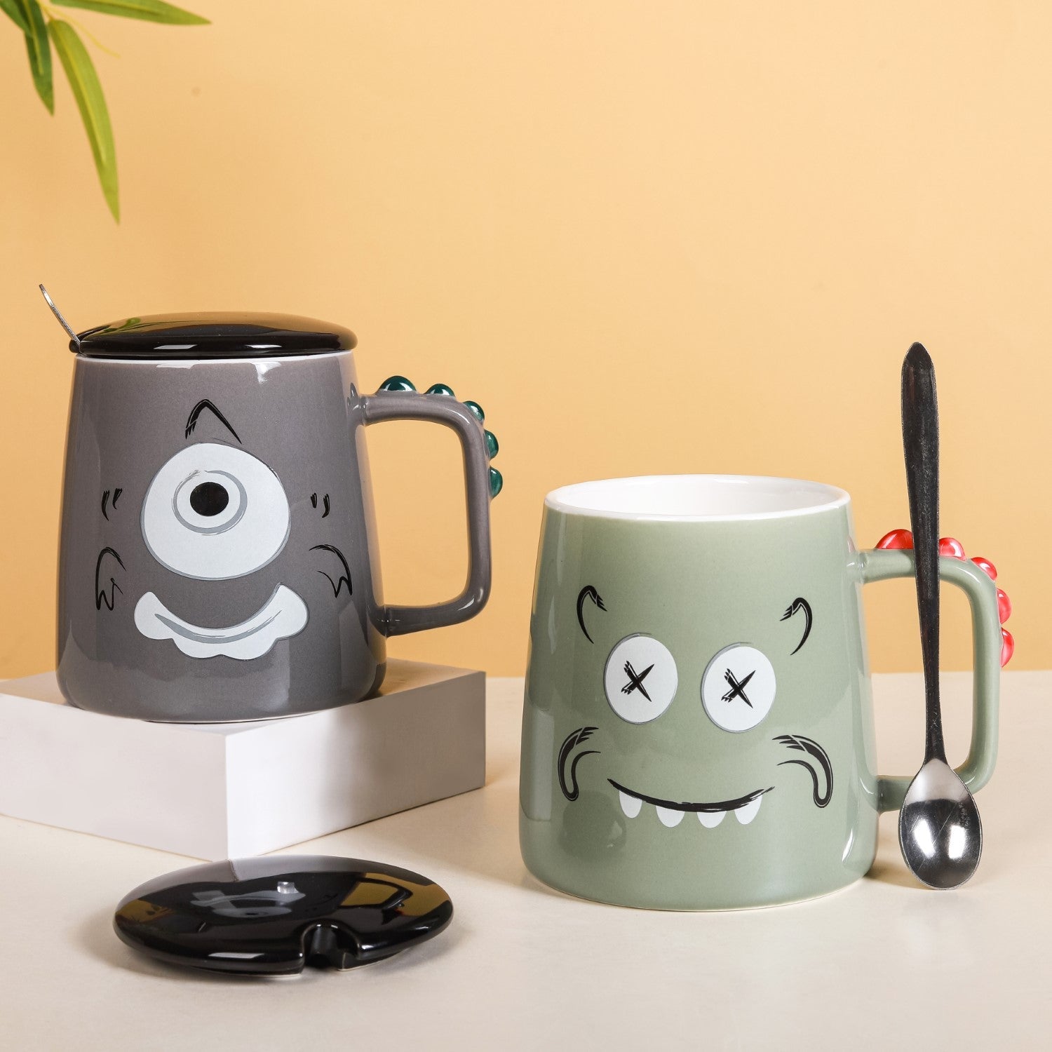Nestasia Funky Faces Mug - view 4