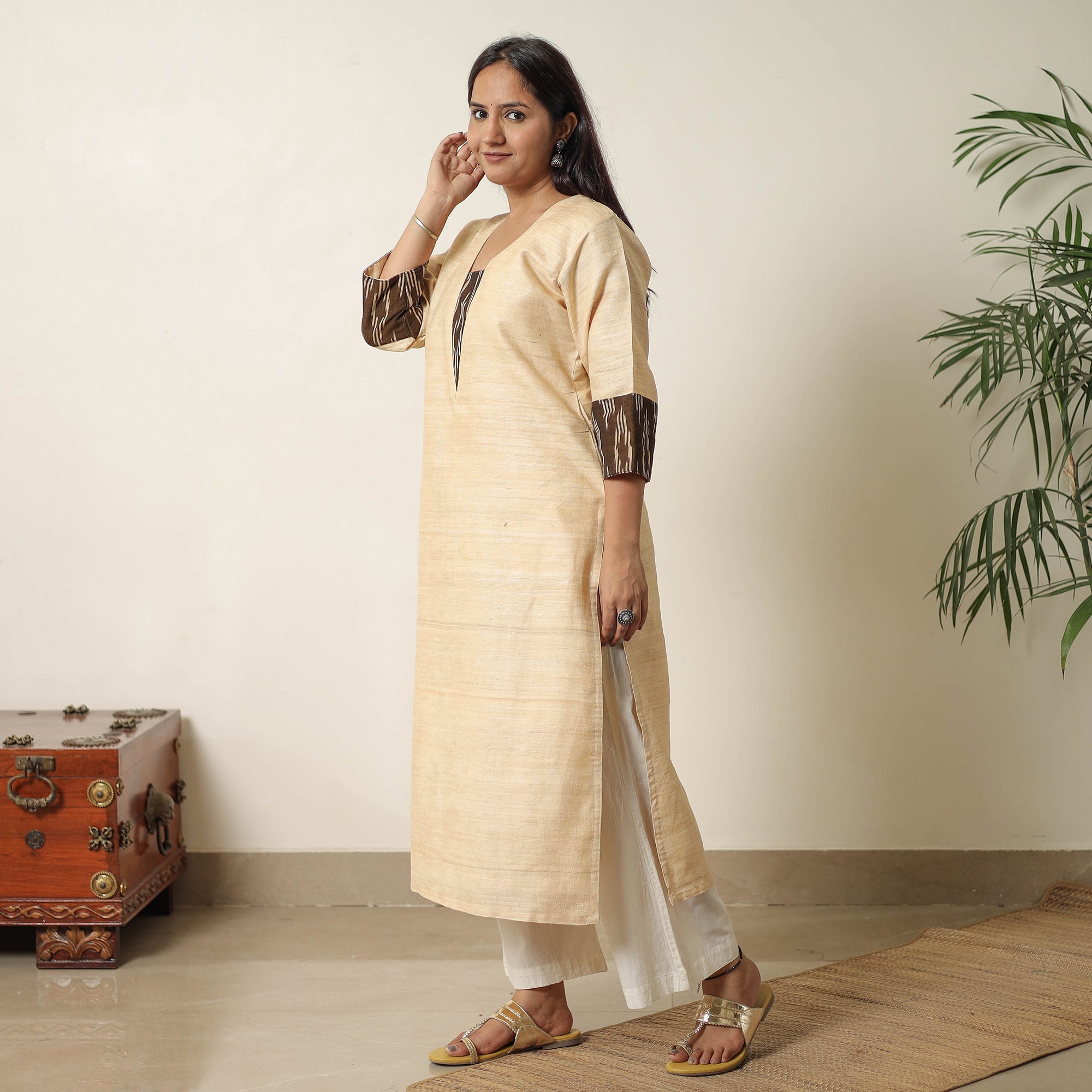 ITOKRI CASUALS Beige - Bhagalpuri Handwoven Desi Tussar Silk Straight Kurta 13 - view 6