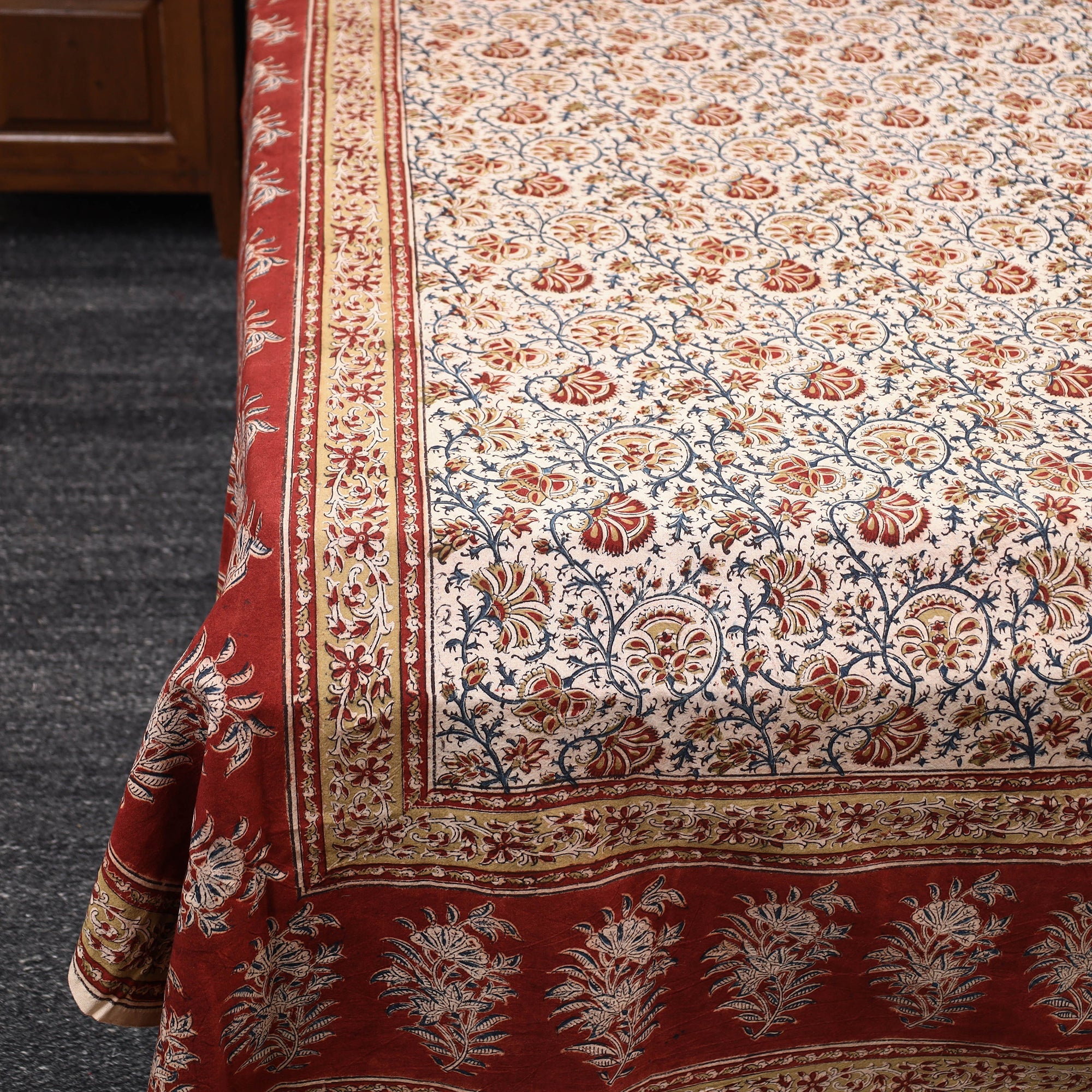 PITCHUKA SRINIVAS KALAMKARI PEDANA Beige - Pedana Kalamkari Block Printed Cotton Double Bed Cover (111 x 91 in) 09 - view 2