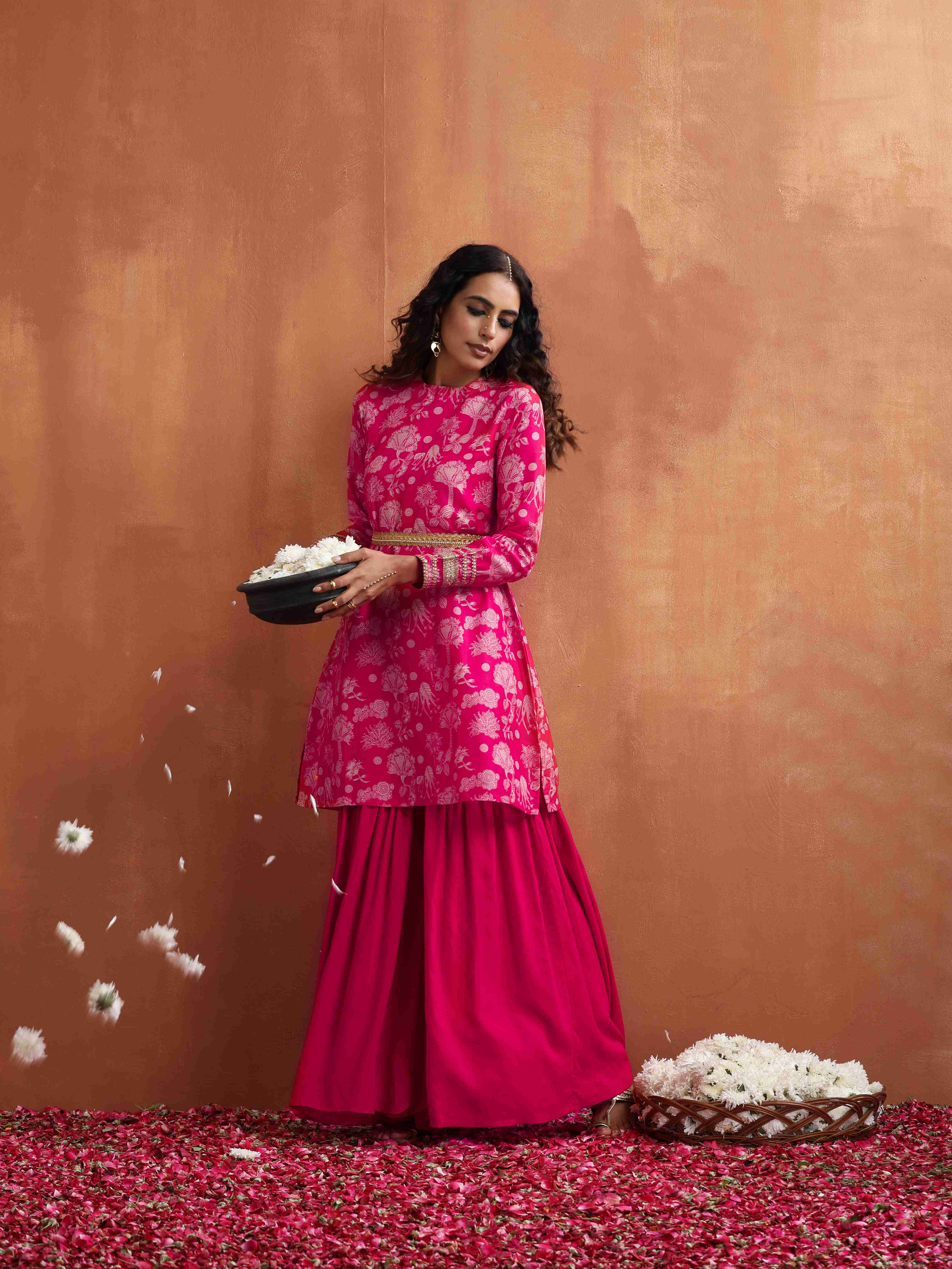 trueBrowns Red Print Sharara Set - view 9