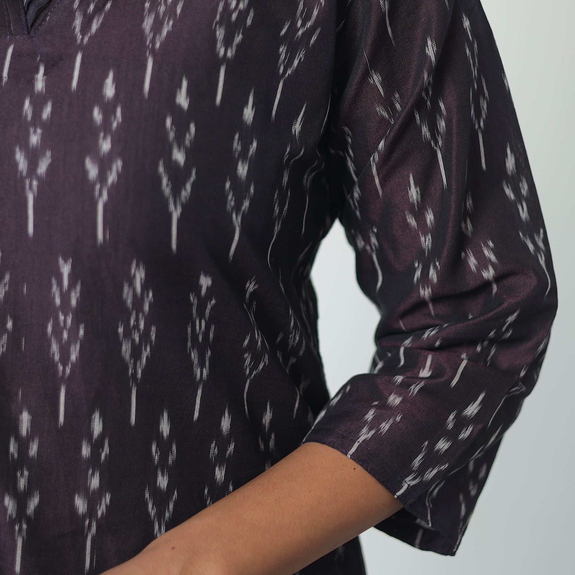 ITOKRI CASUALS Brown - Mercerised Cotton Pochampally Ikat Kurta (Straight) 16 - view 6