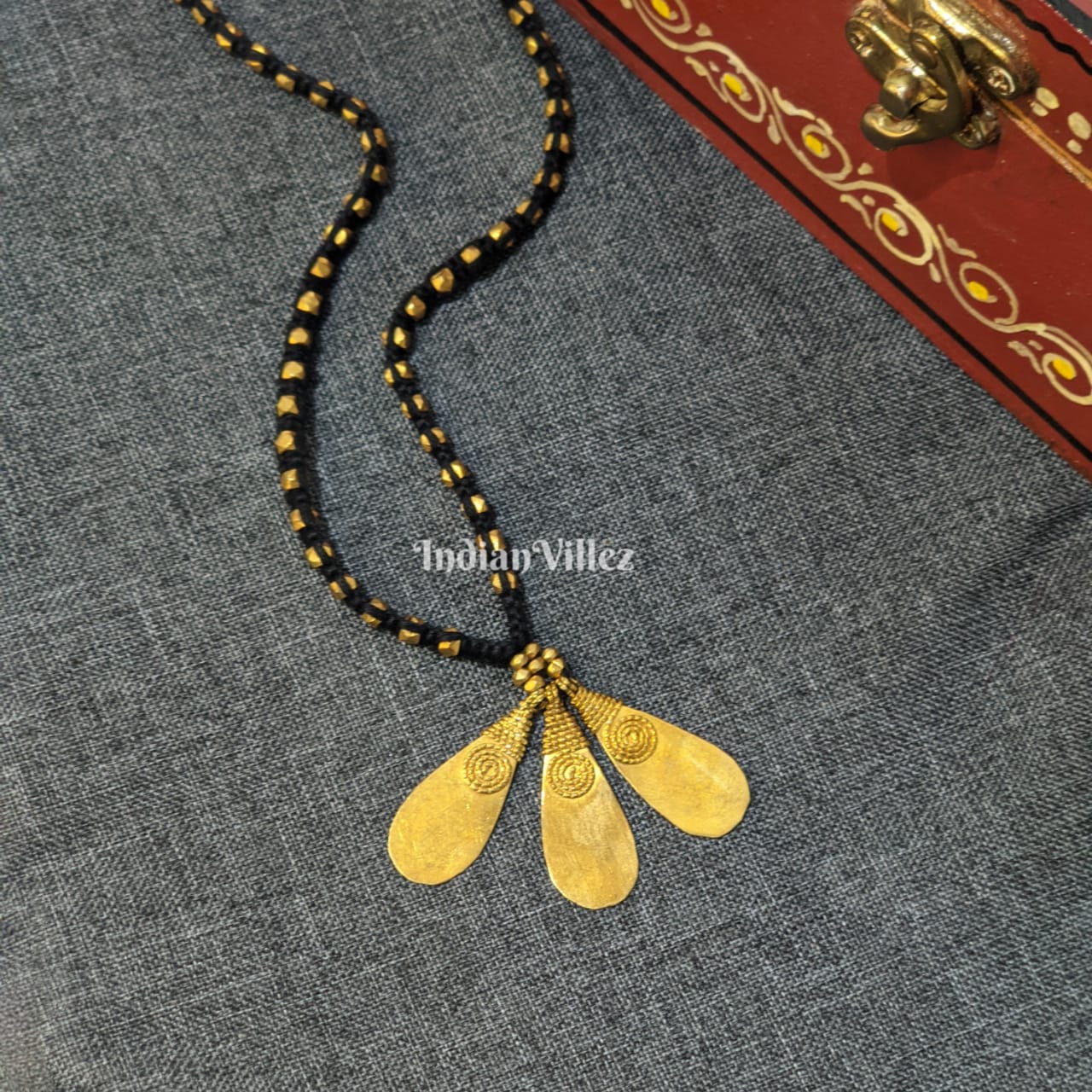 IndianVillèz Handcrafted Tribal Dhokra Pendent Chain