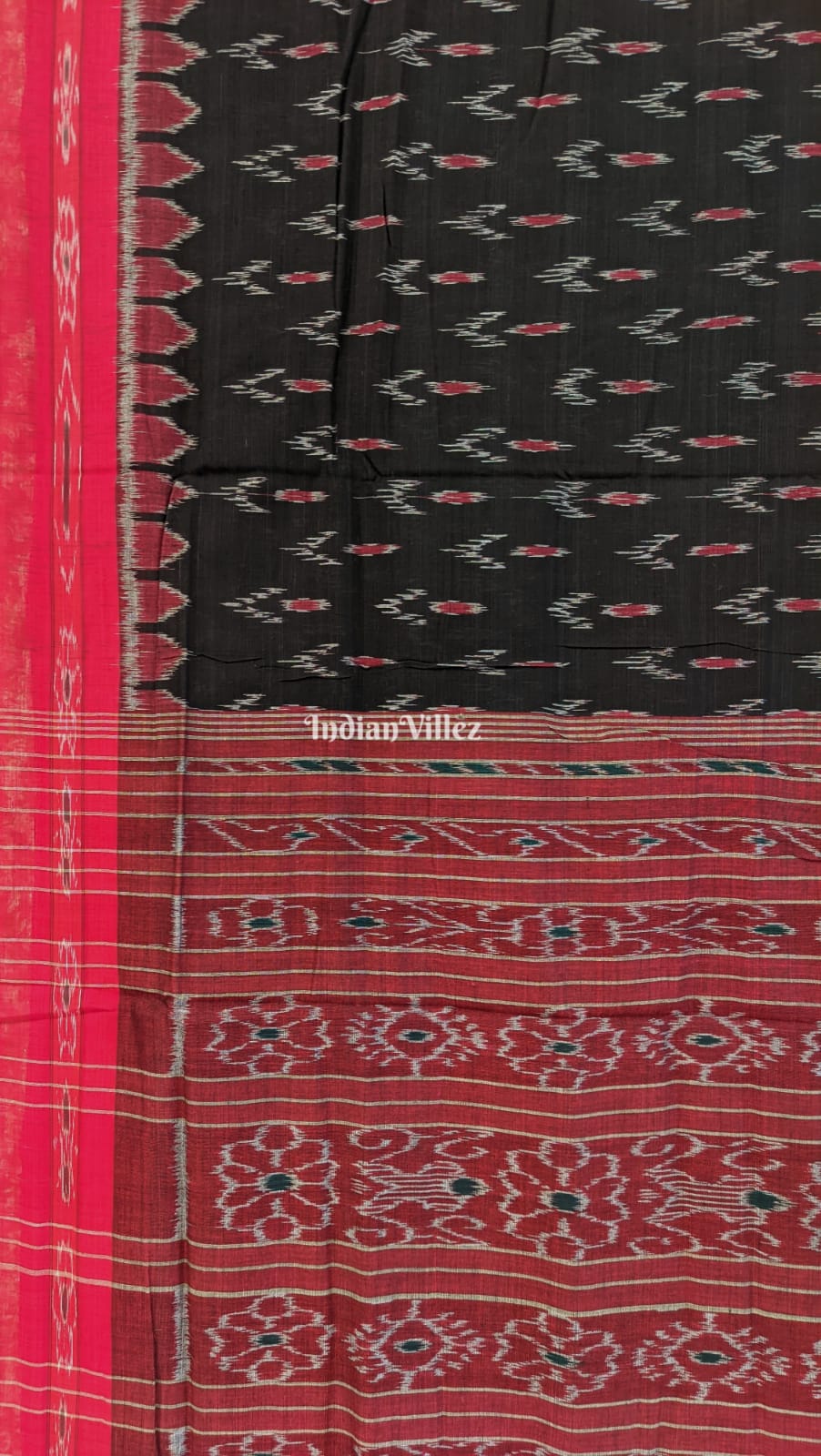 IndianVillèz Black Mayur Chandrika Maniabandha Cotton Saree - view 3
