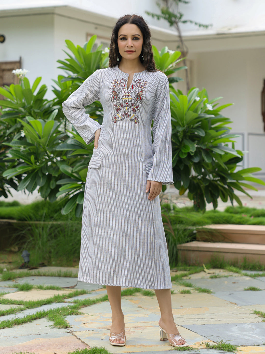 Fashor Animal Aztec Motif Embroidered A-Line Flared Midi Dress - Grey