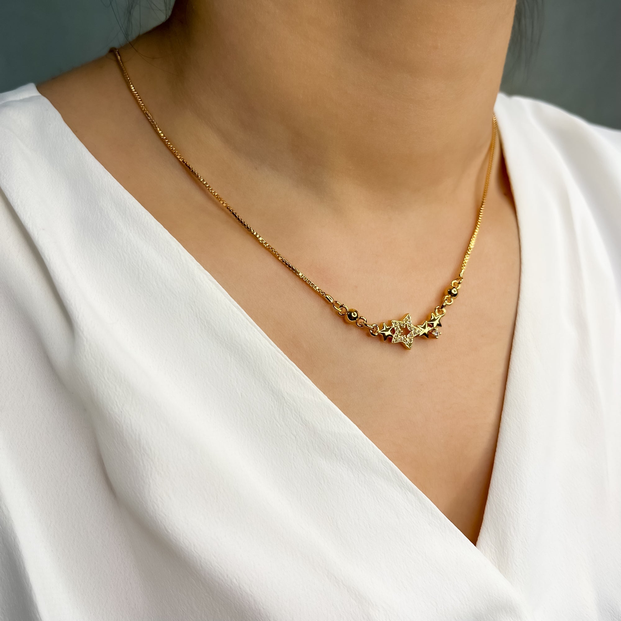 Branta Sparkling Diamond Star Necklace For Women