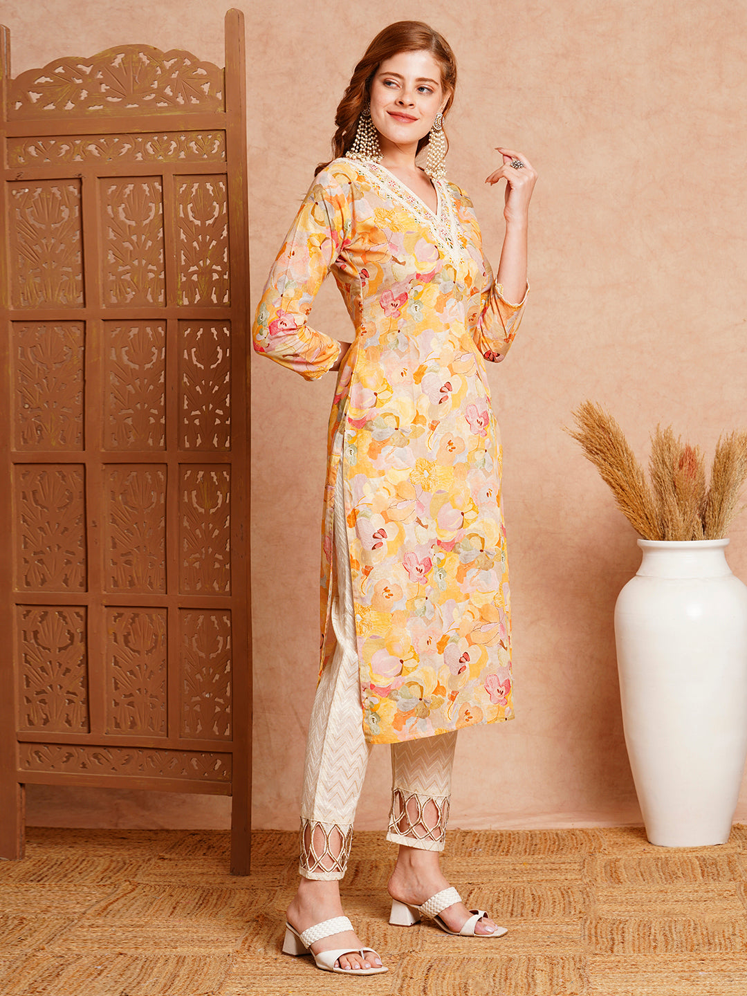 FASHOR Abstract Floral Printed & Embroidered Straight Fit Kurta - Yellow - view 4