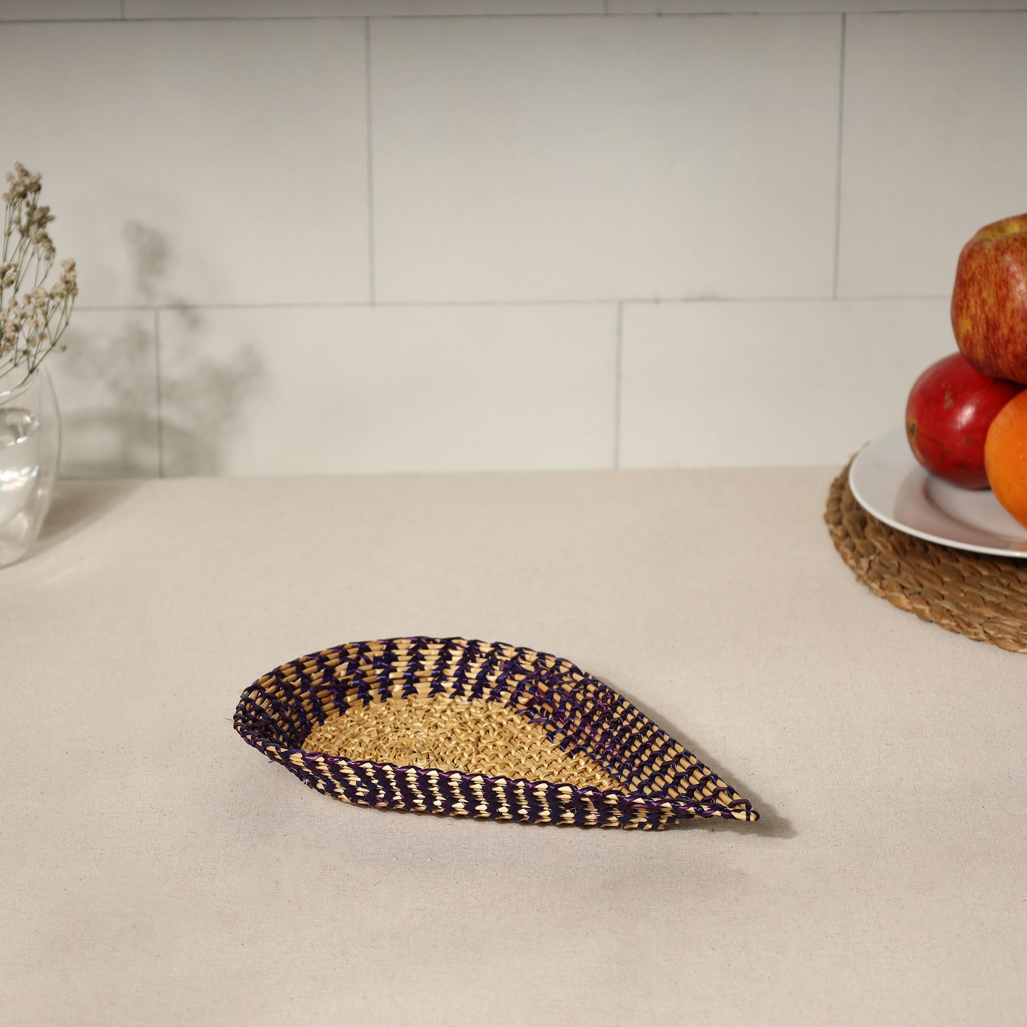 ITOKRI CRAFTS INITIATIVE Beige - Handmade Sikki Grass Multipurpose Tray (Small)