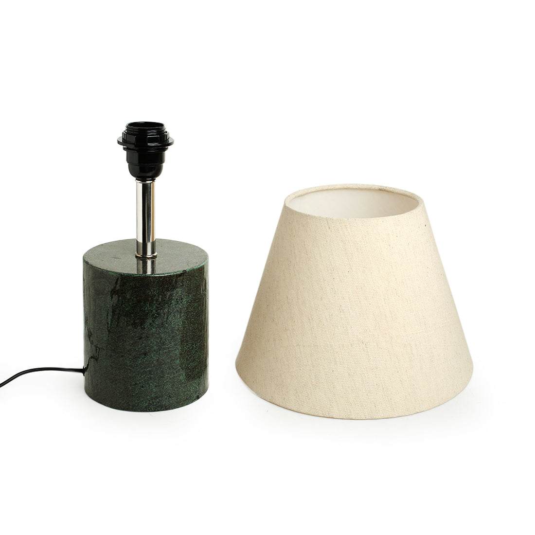 EXCLUSIVELANE 'Forest Trek' Handcrafted Table Lamp In Iron (16 Inch, Bottle Green) - view 4