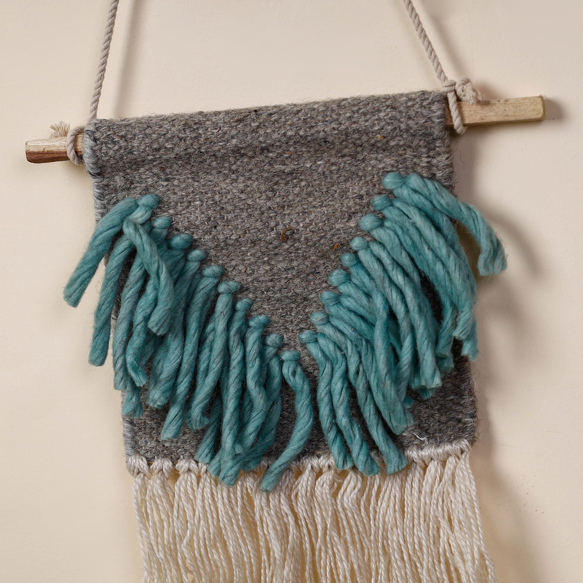 ITOKRI CRAFTS INITIATIVE Bhadohi Handwoven Wool Geometric Fringed Wall Hanging - view 2