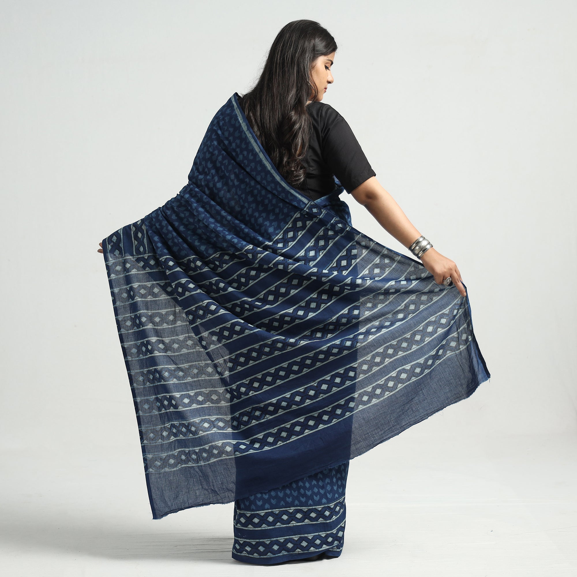 HAVELI CHRONICLES Blue - Akola Hand Block Printed Cotton Saree - view 6