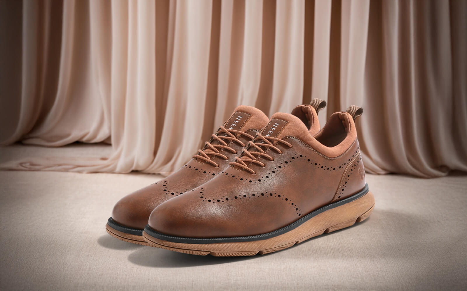 Neeman's Crossover Brogues : Tan - view 2