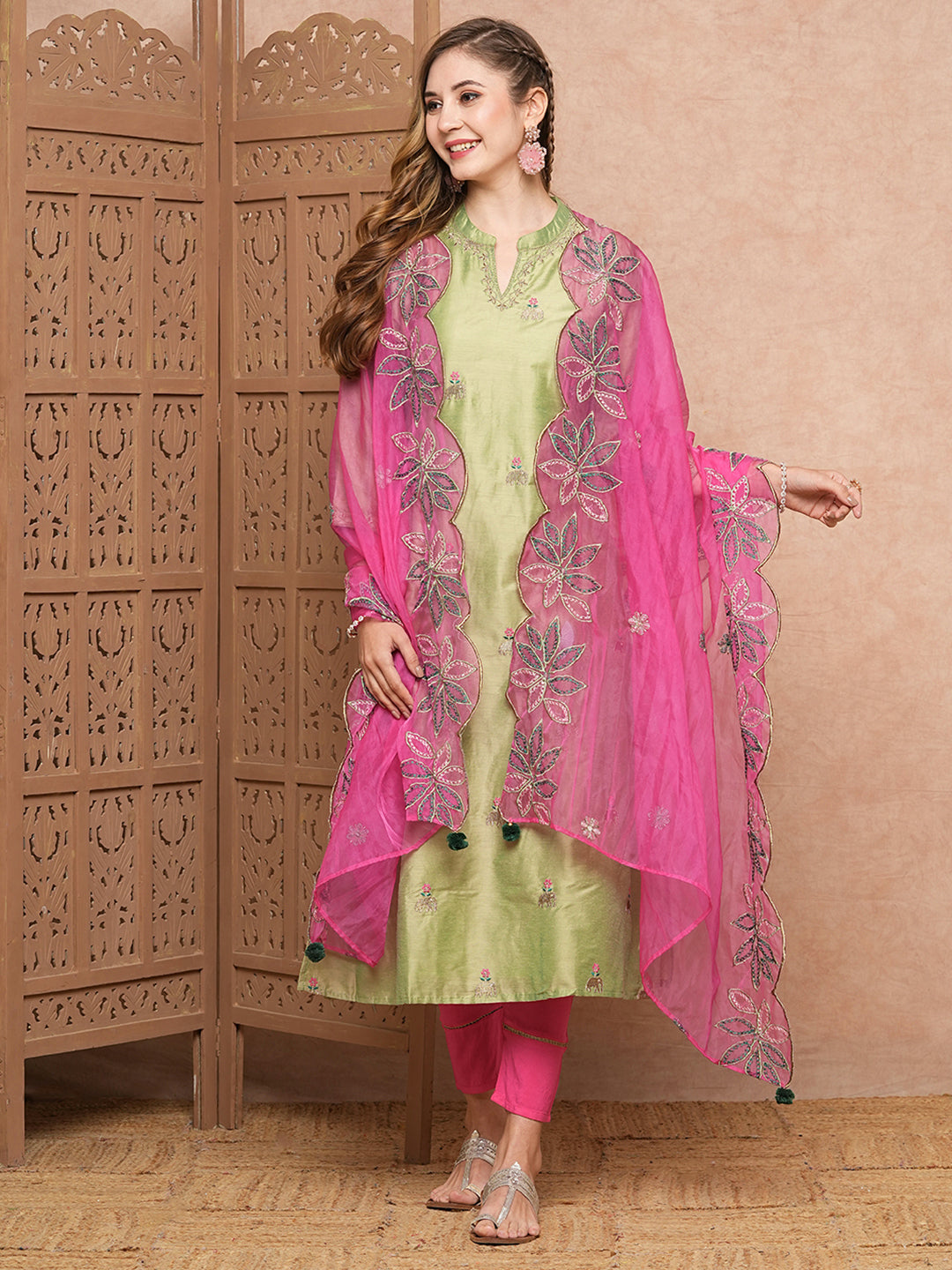 Fashor Solid Ethnic Zari Embroidered Straight Kurta with Pant & Organza Dupatta - Green