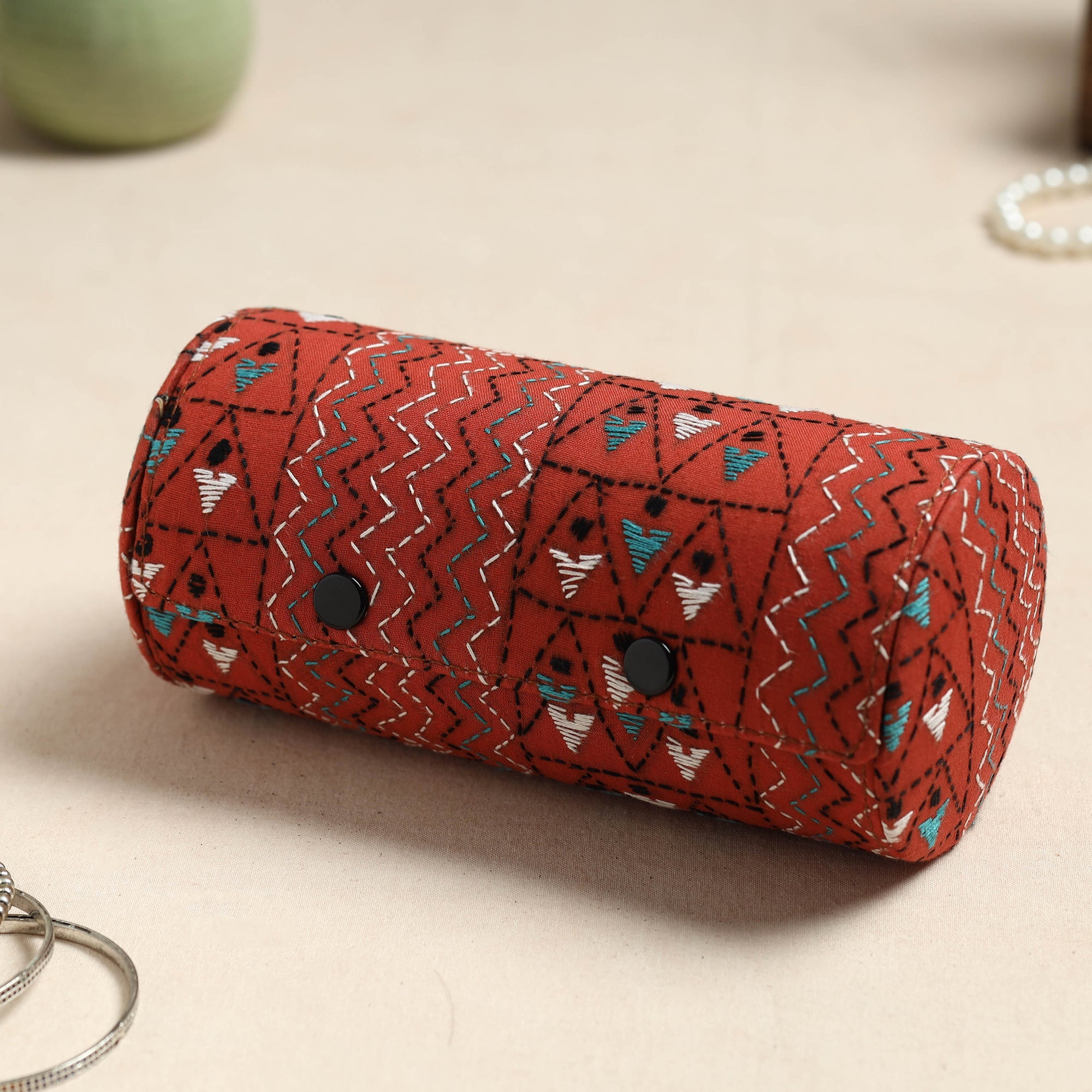 ASALKAAR Bengal Kantha Work Handcrafted Bangle Box (Big) - view 2
