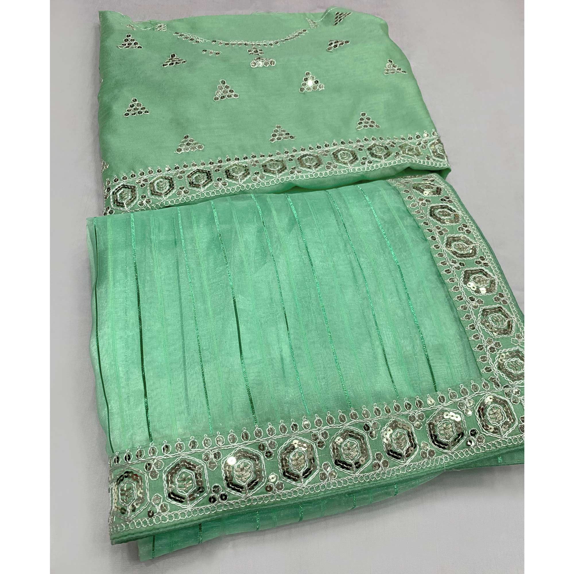 BlackTree green-sequins-embroidered-organza-saree - view 3