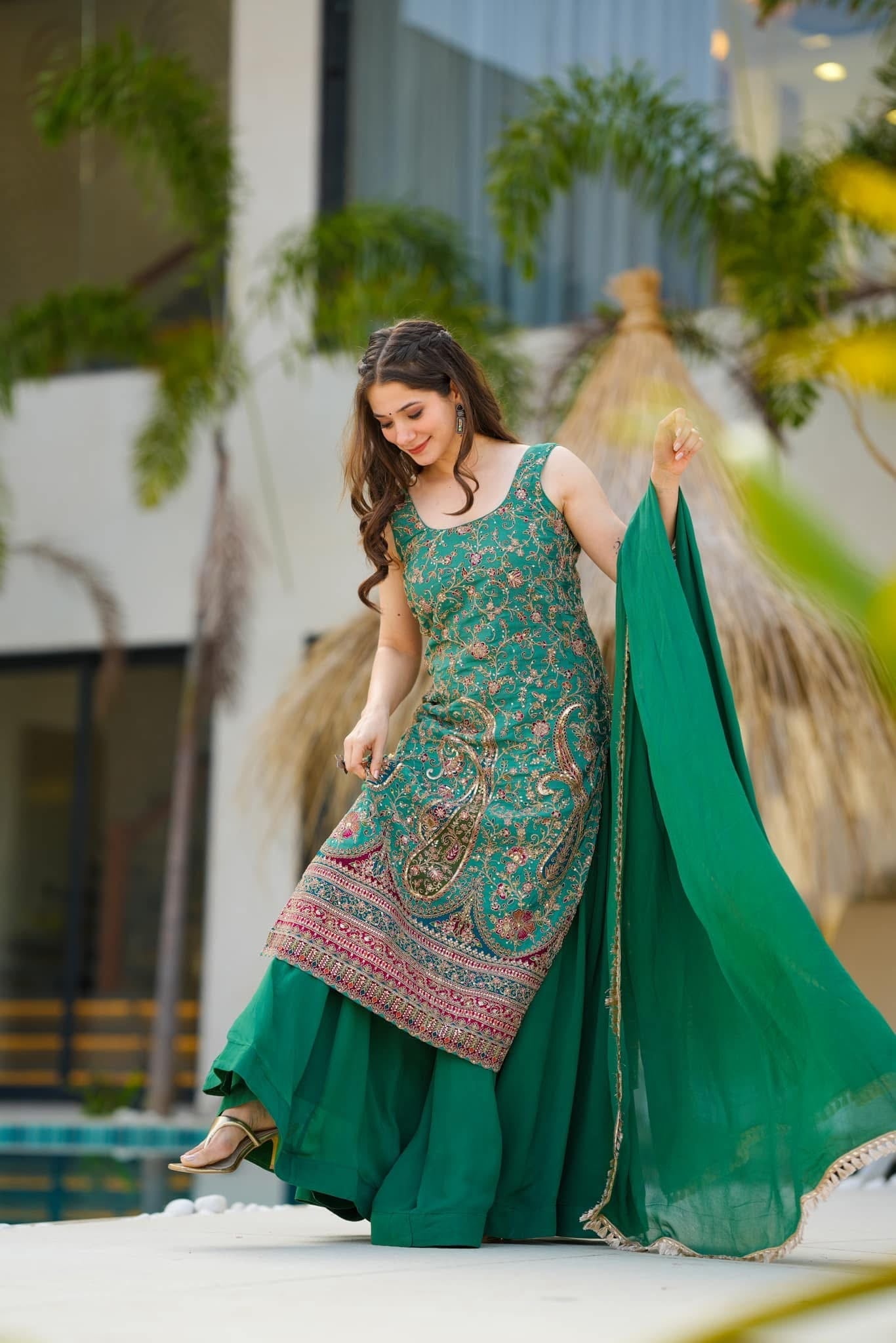 Idaho-o Samara green heavy embroidered suit - view 3