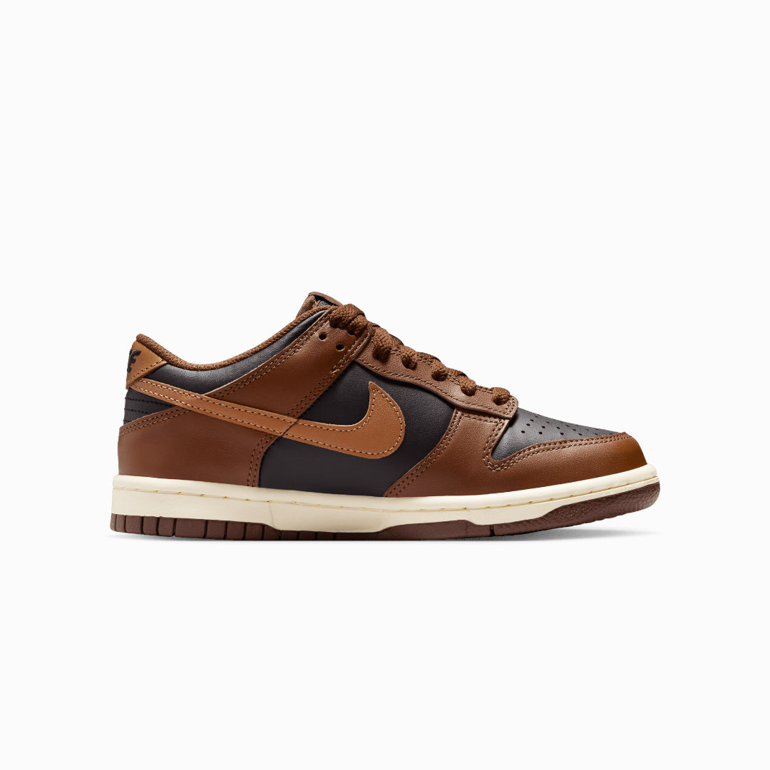 Black british tan-cacao – Nike | DUNK LOW { BLACK/BRITISH TAN-CACAO WOW