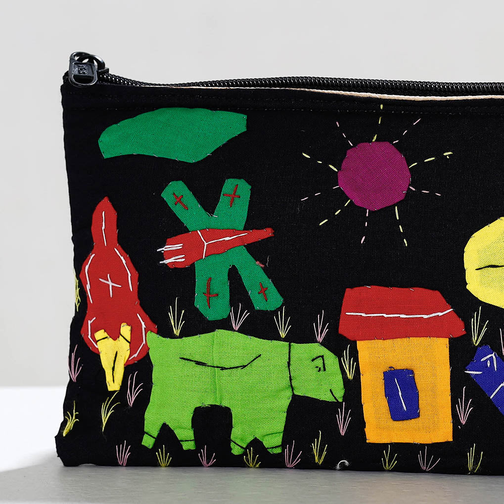 ASHOKA ASSEMBLE - CELEBRATING CRAFTS OF ODISHA Black - Pipli Applique Work Cotton Cosmetic Pouch - view 2