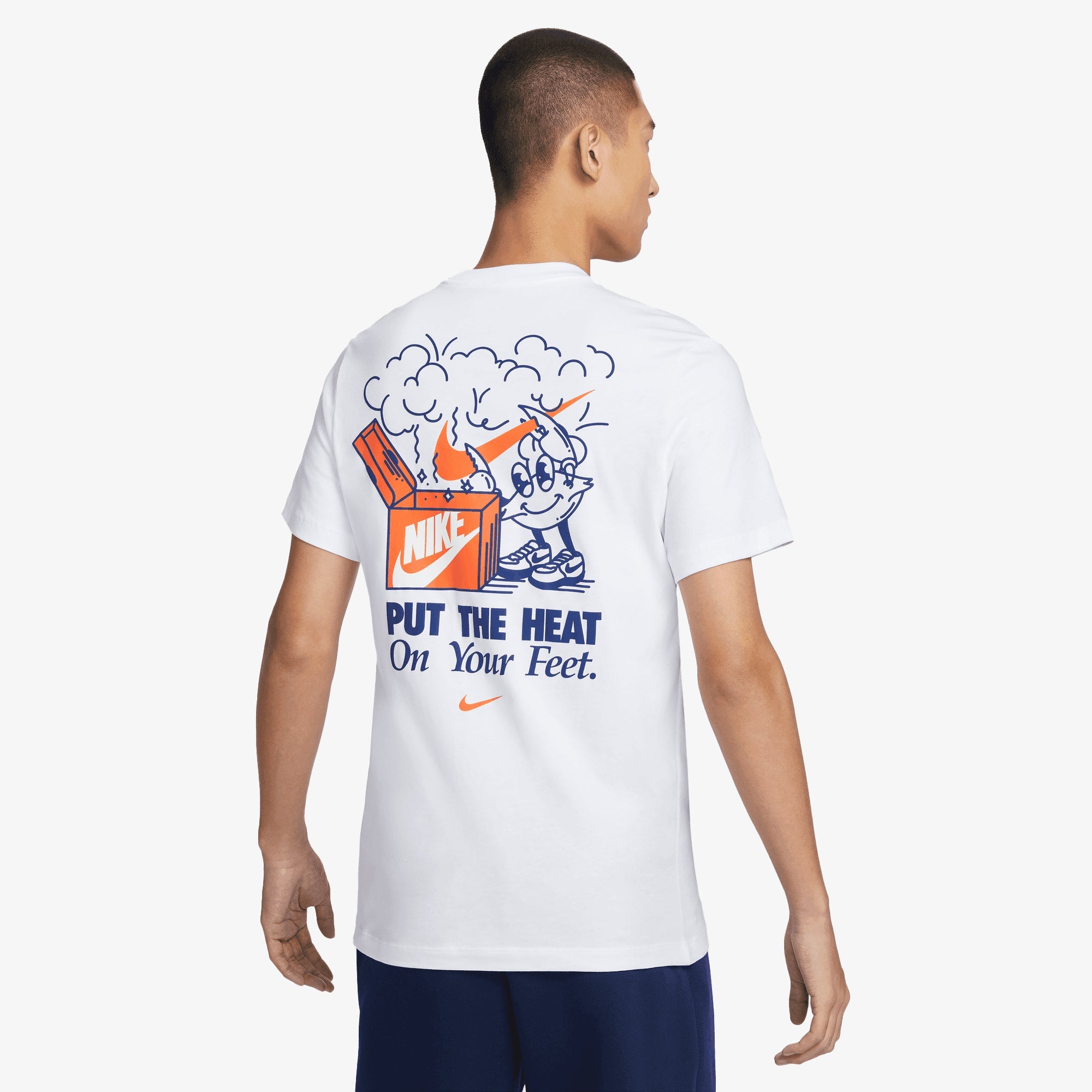 Nike | Sportswear { White - view 2