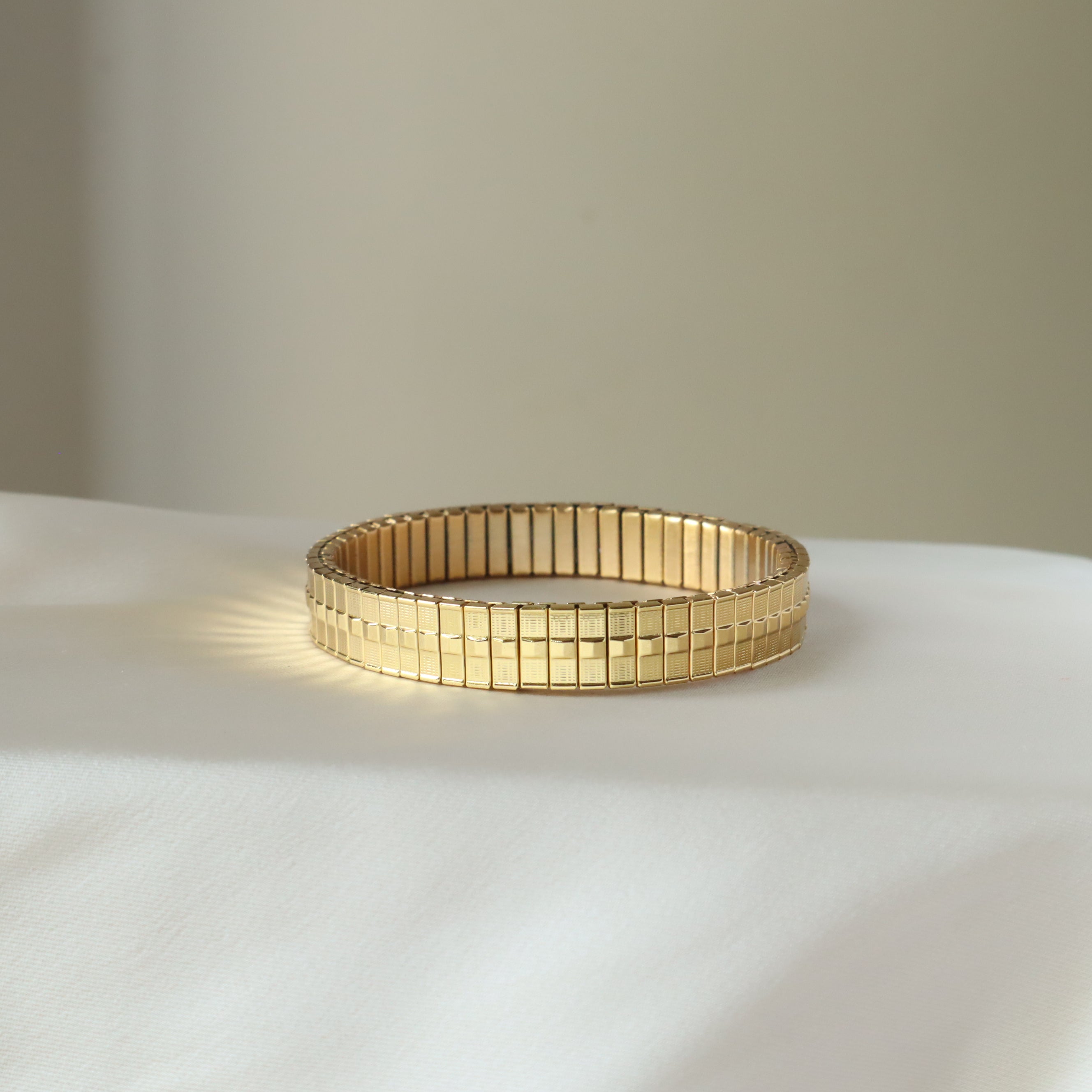 Ash Designs Sunrise Expandable 18K Gold Plated Bangle