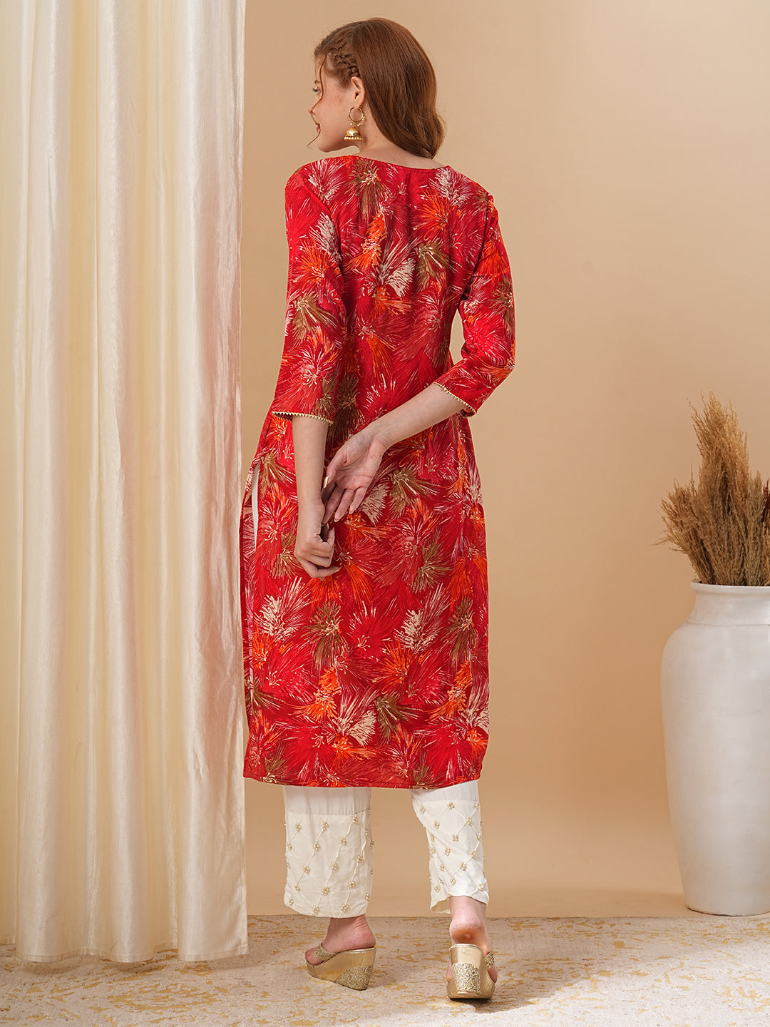 Fashor Abstract Floral Foil Printed Straight Fit Kurta - Red - view 6