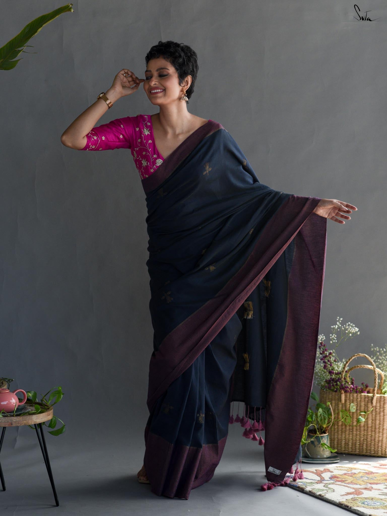suta.in Akbari – Women's - view 5