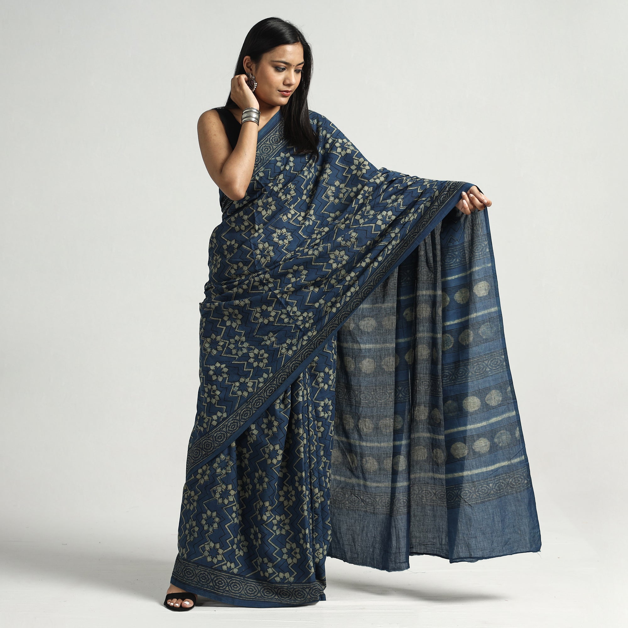 HAVELI CHRONICLES Blue - Akola Hand Block Printed Cotton Saree - view 2