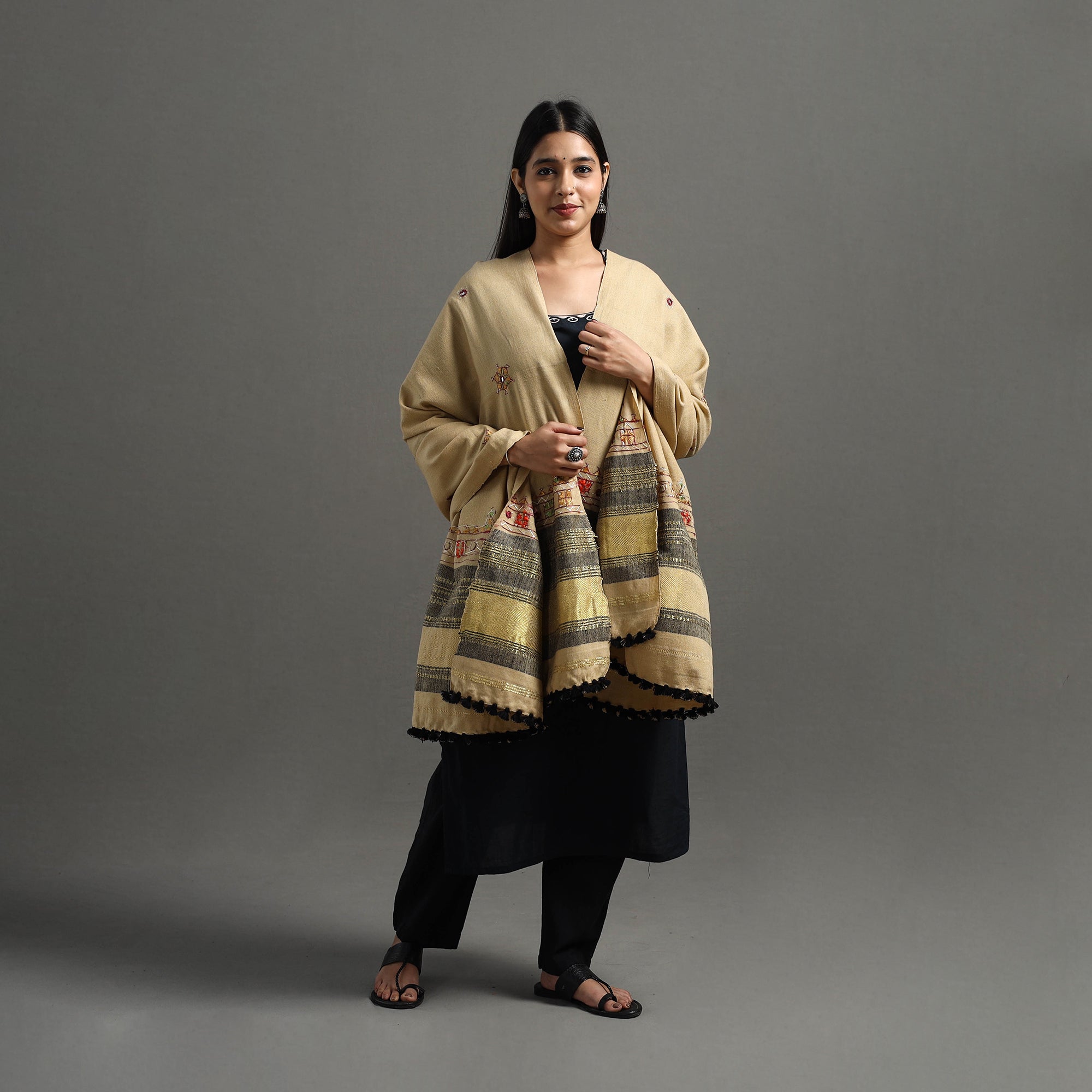 VANKAR BHIMJI KANJI Beige - Kutch Neran Hand Embroidery Mirror Work Woollen Shawl 59