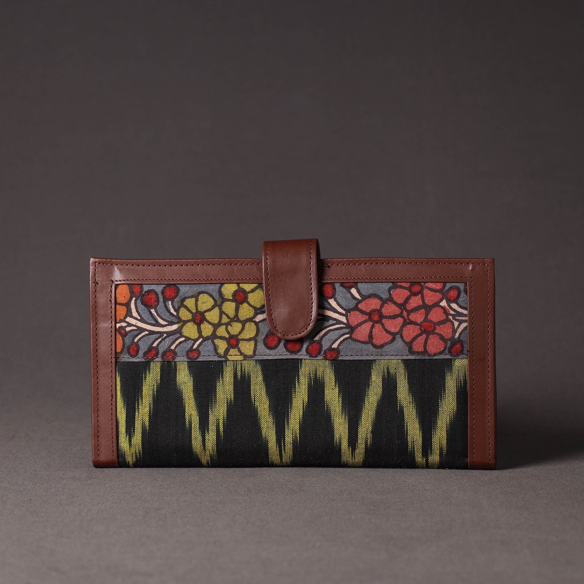 DWARAKA PLUS Black - Handpainted Kalamkari Natural Dyed Cotton Clutch