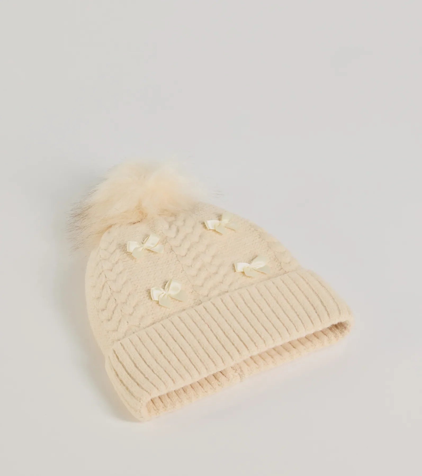 Windsor Stay Toasty Bow And Pom Knit Beanie