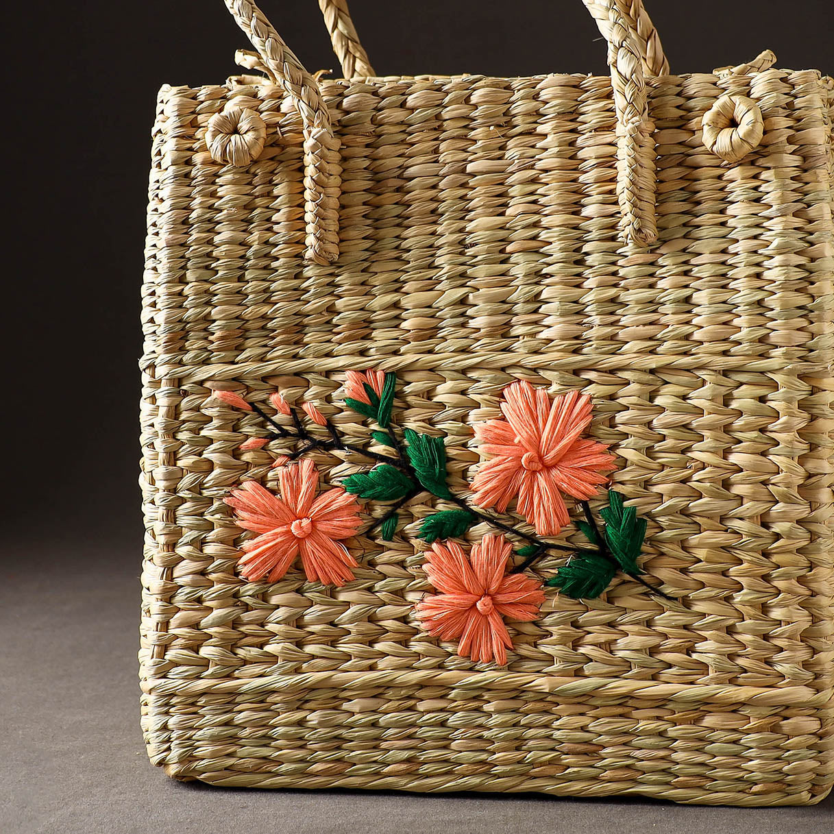 ITOKRI CRAFTS INITIATIVE Beige - Handcrafted Natural Water Reed Embroidered Shopping Bag - view 3