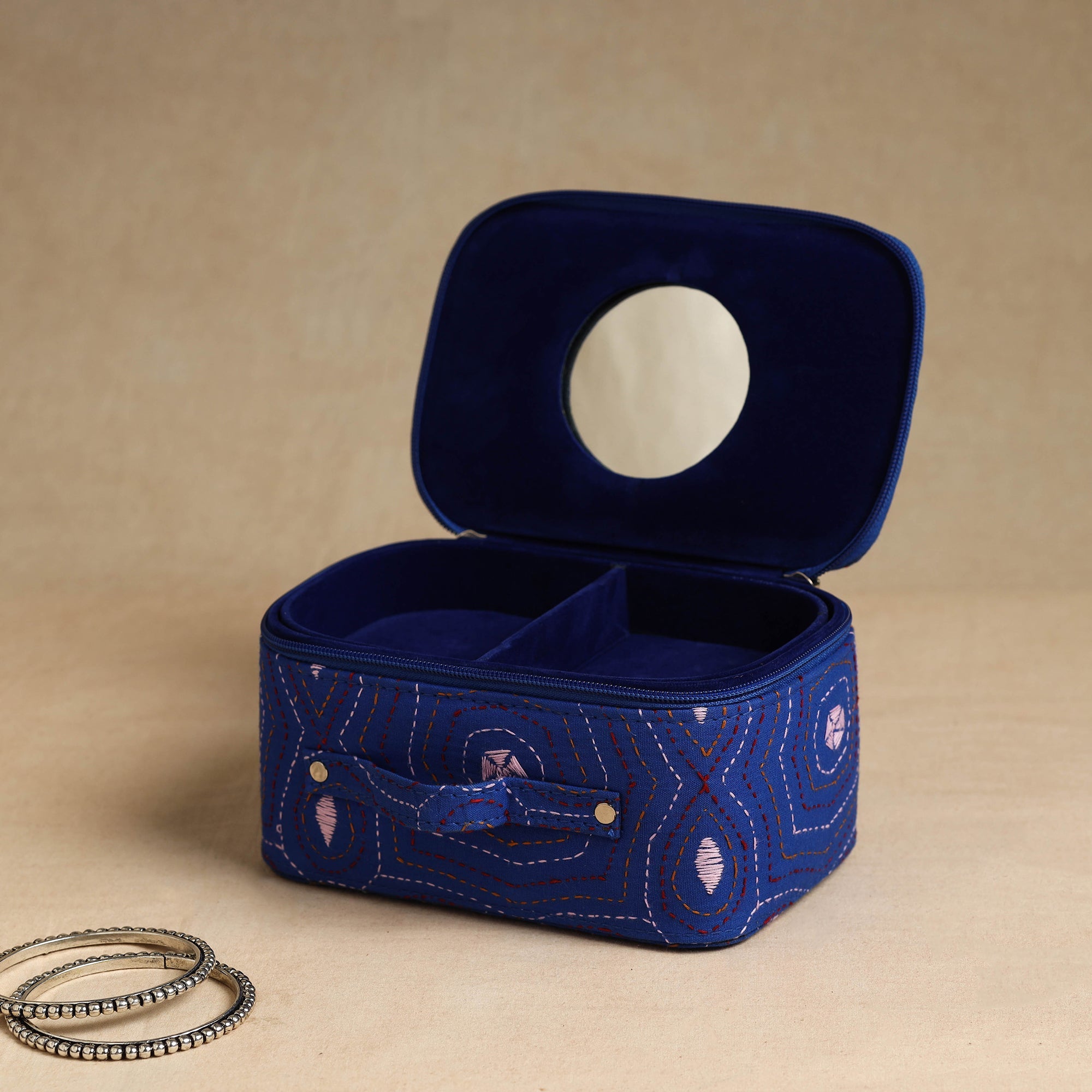ASALKAAR Blue - Bengal Kantha Work Handcrafted Jewelry Box with Mirror 01 - view 2