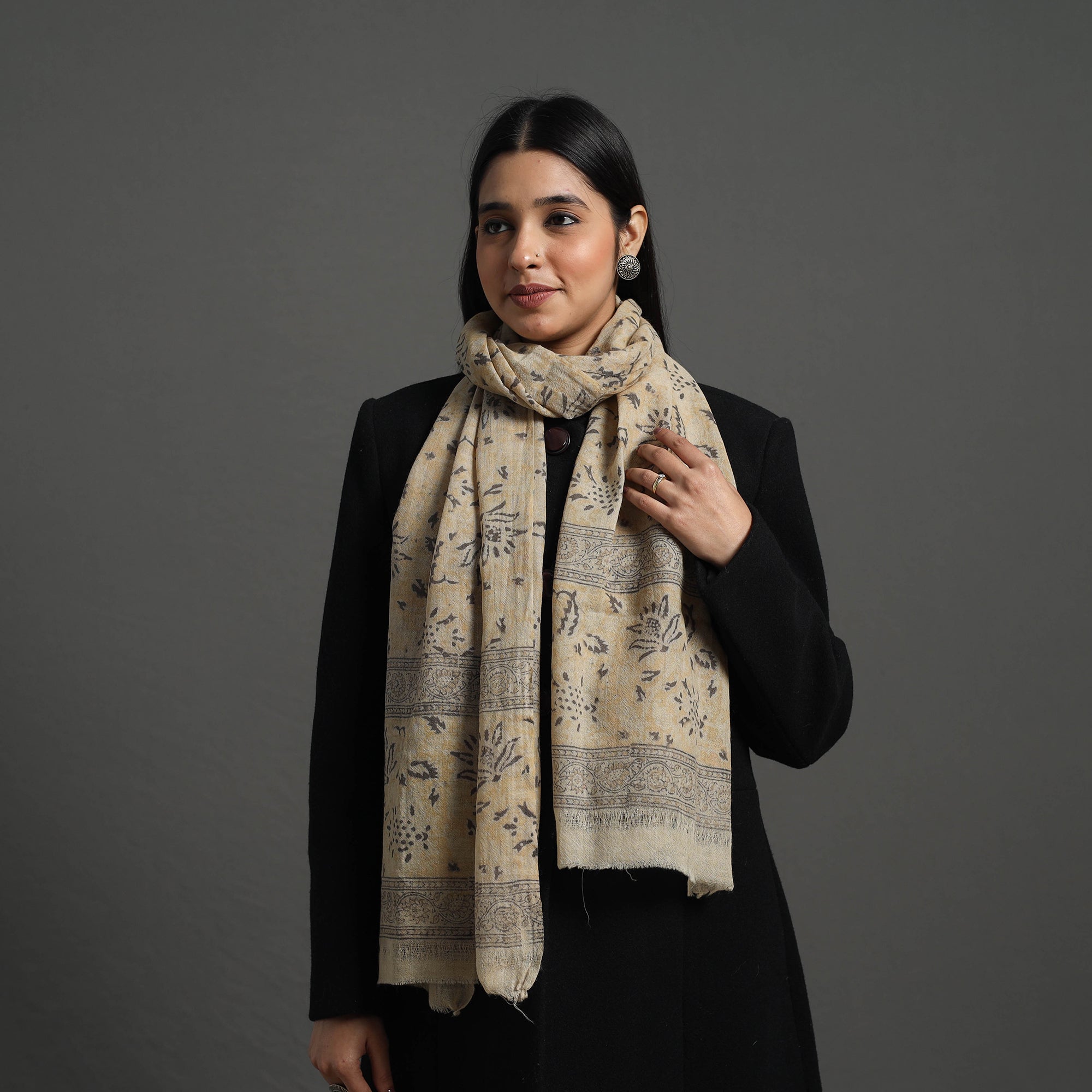 PITCHUKA SRINIVAS KALAMKARI PEDANA Beige - Block Print Pedana Kalamkari Wool Stole 02 - view 2