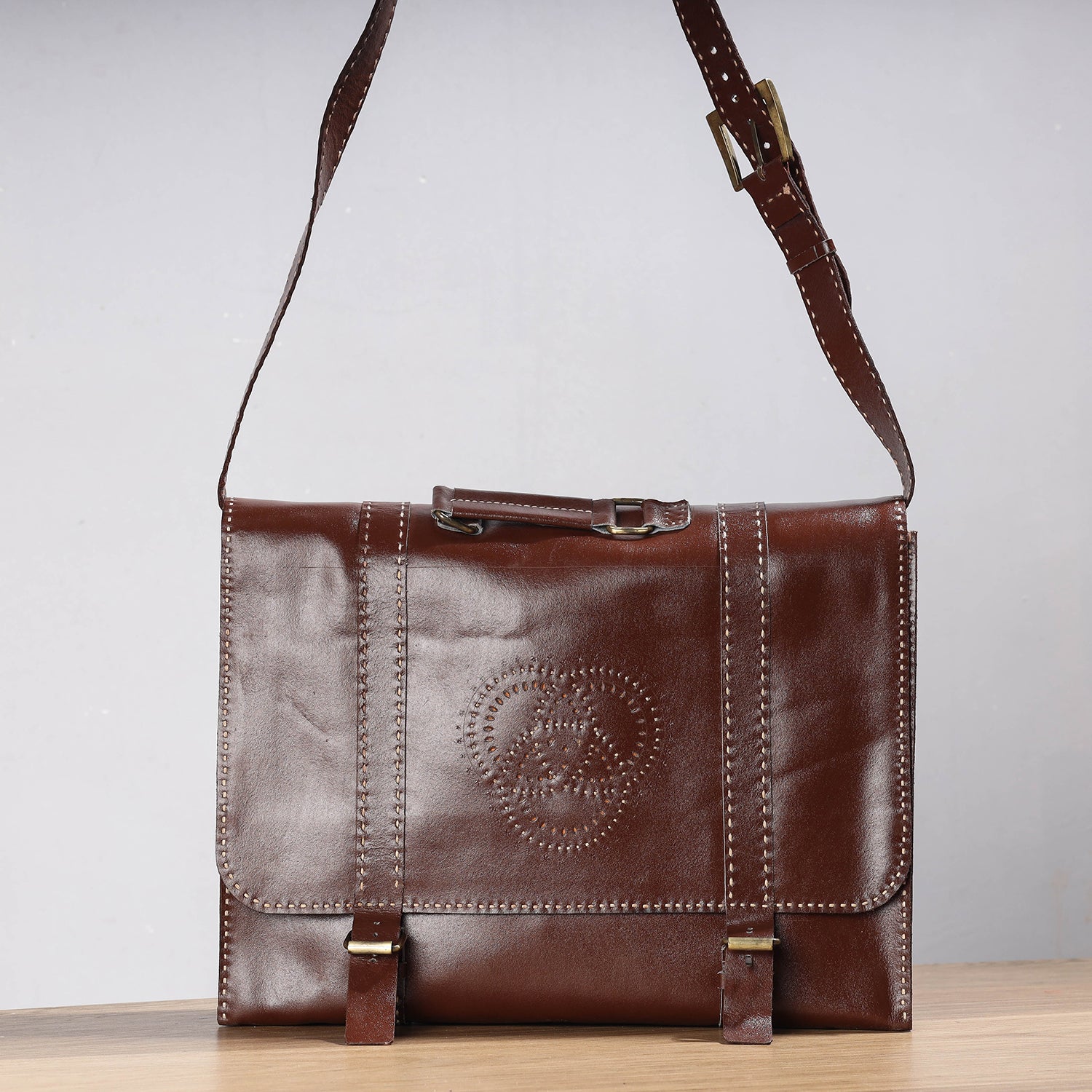 ANCHAL BIJLANI PATHUBHAI Brown - Handcrafted Kutch Leather Laptop Bag