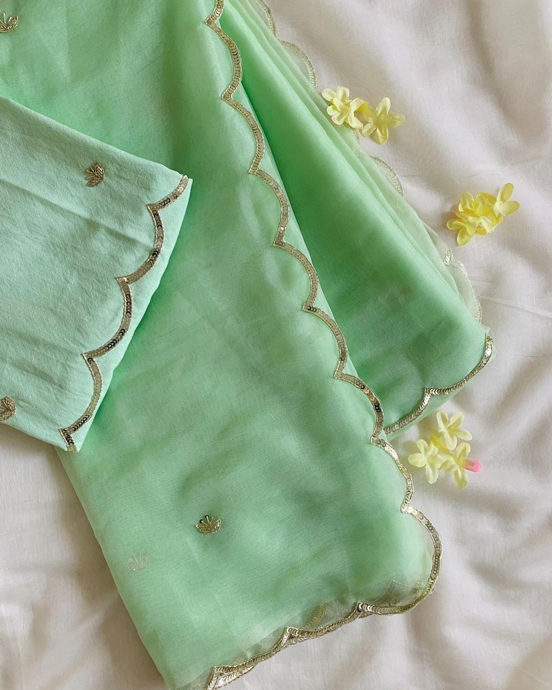 ClothsVilla Pista Green Semi-Pure Organza Saree with Exquisite Handwork – Paired with Silk Blouse Featuring Handwork