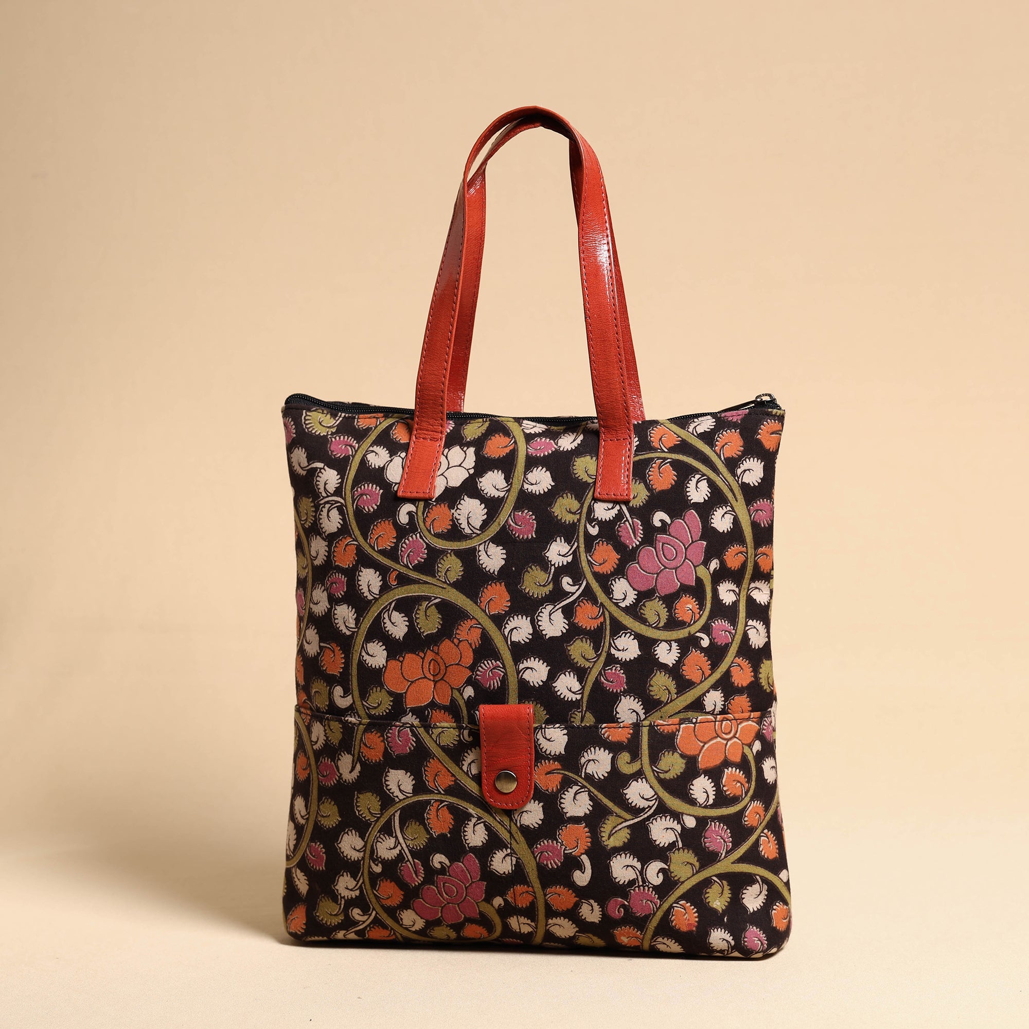 ASALKAAR Black - Handcrafted Kalamkari Block Printed Hand Bag with Leather Handle - view 2