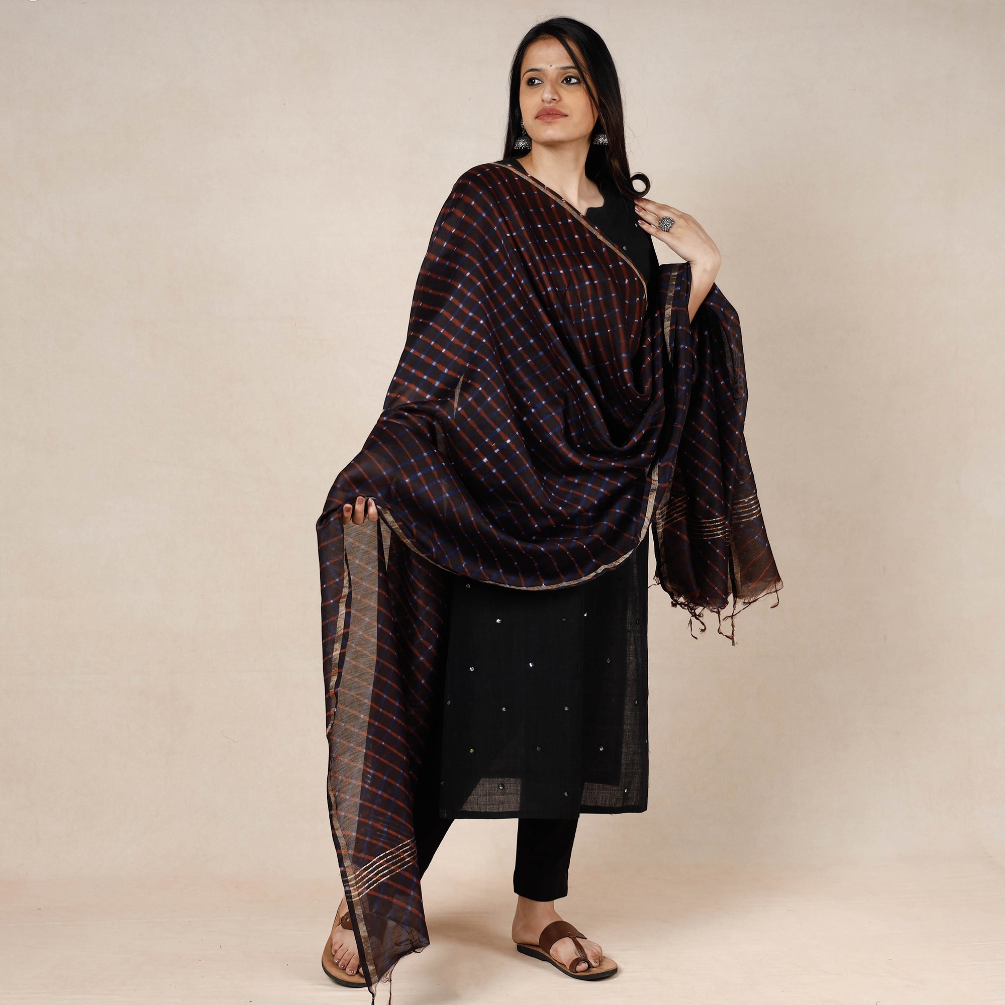 LEHARIYA BY BADSHAH MIYAN Brown - Leheriya Tie-Dye Mothra Chanderi Silk Dupatta with Tassels - view 2