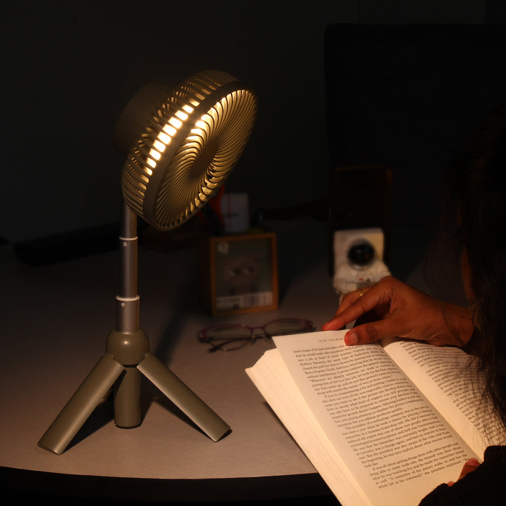 Porffitto Portable Tripod Fan With Lamp - view 2