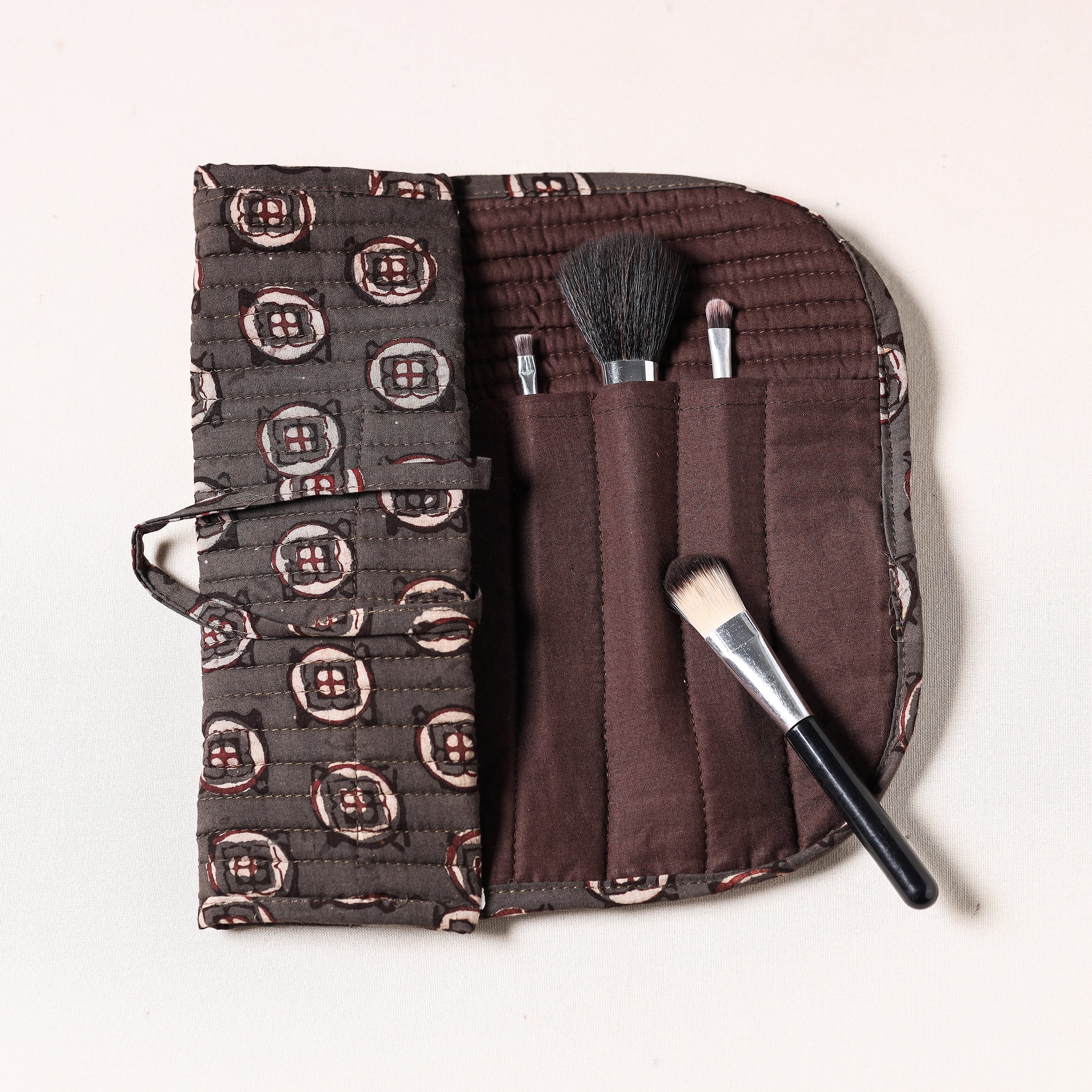 NOORI BAZAR Brown - Bagru Fabric Multipurpose Segmented Make-up Brush Wrap Pouch/Case