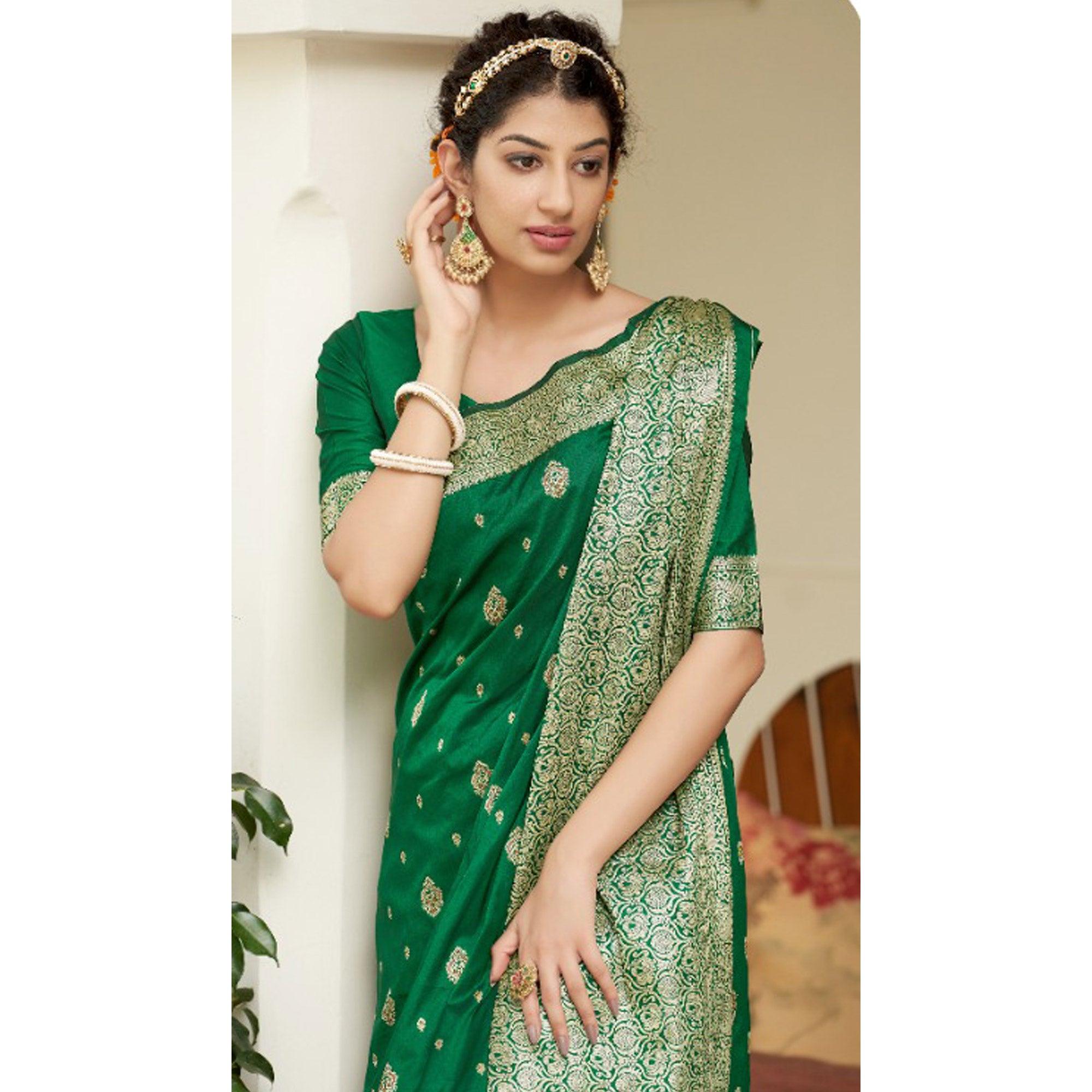 BlackTree green-festive-wear-woven-banarasi-silk-saree-134701 - view 2