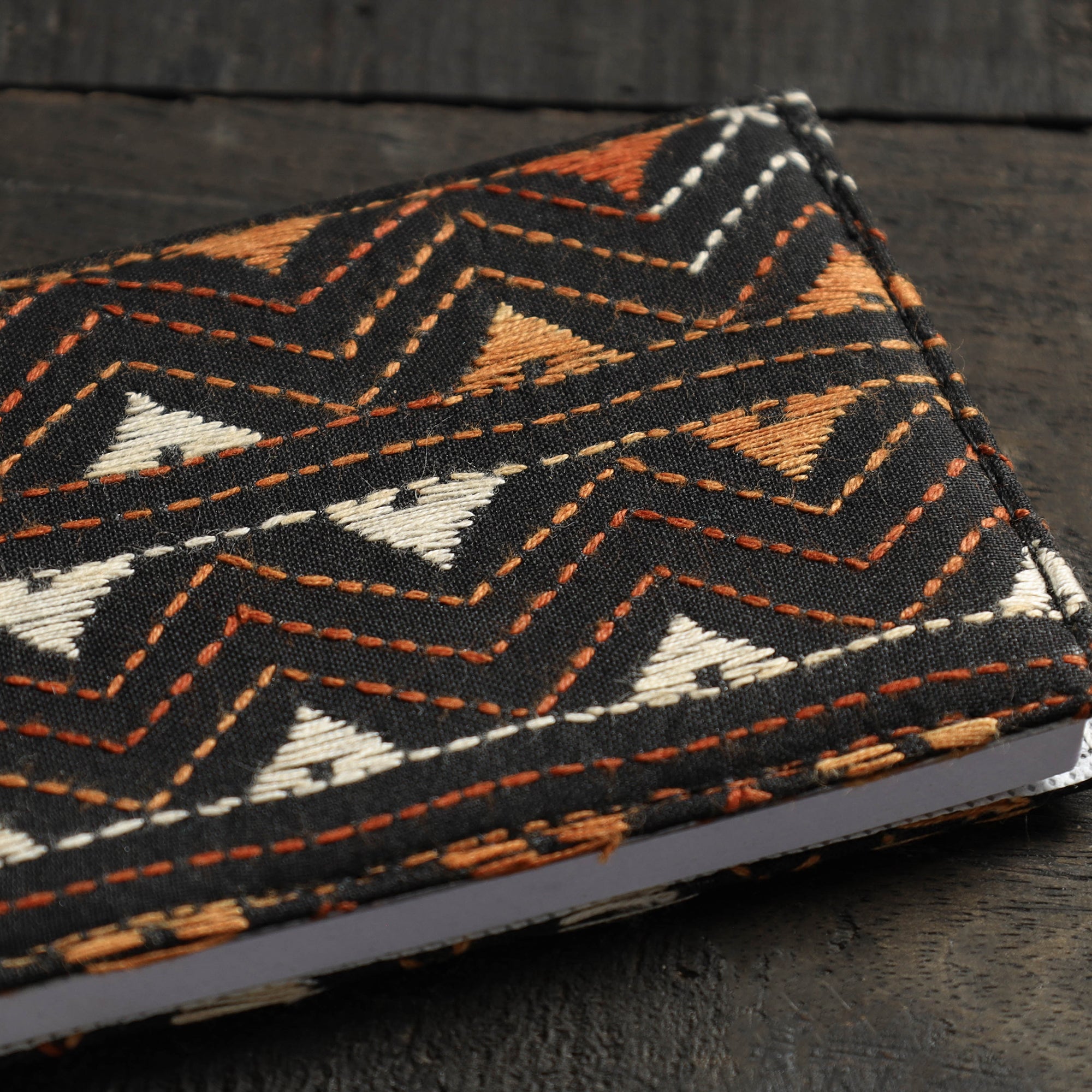 ASALKAAR Bengal Kantha Work Handcrafted Notepad (4 x 3 in) - view 2